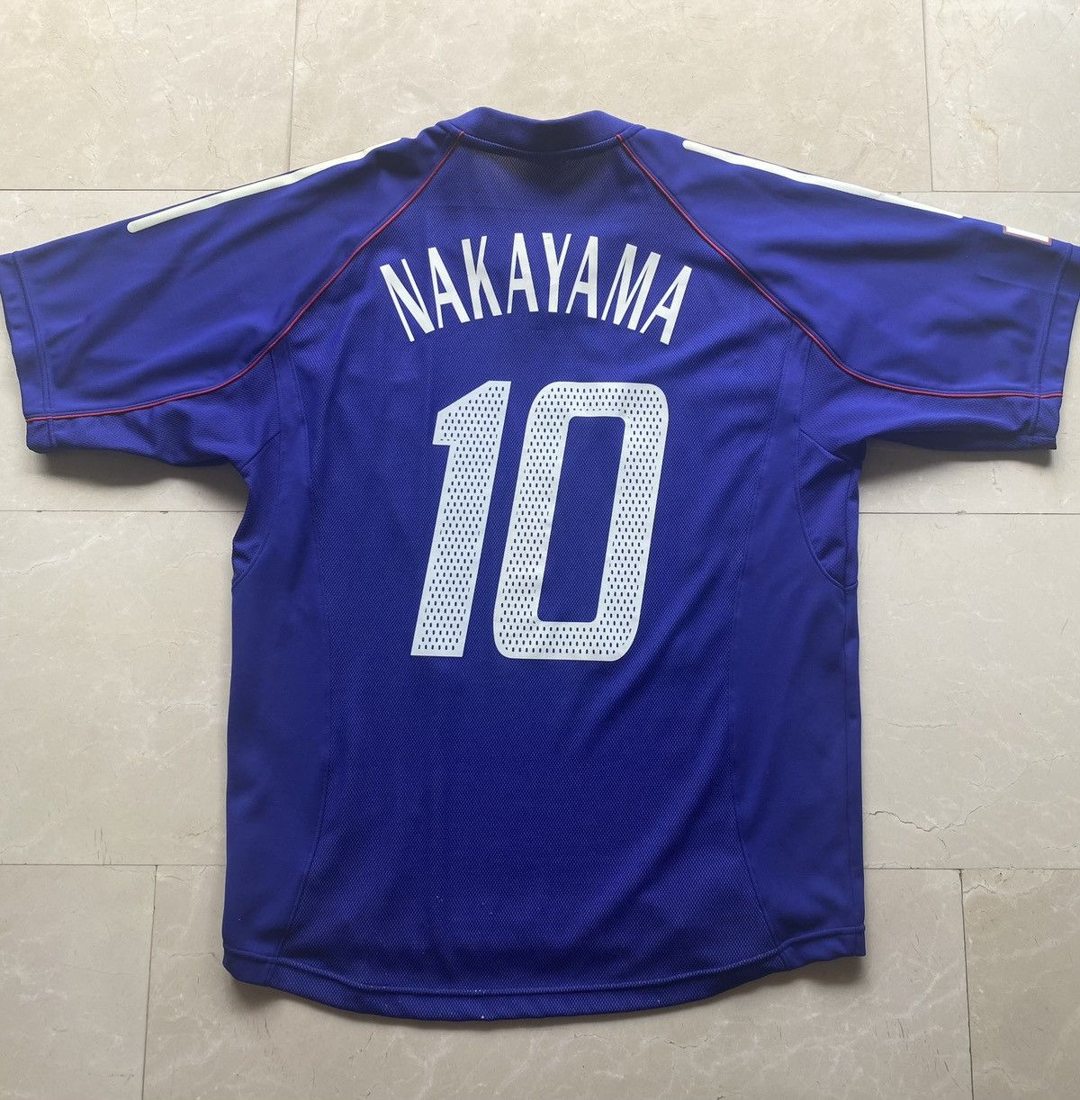 Adidas × Japanese Brand * rare * Japan 2002 home jersey #10 Nakayama size large MEN Size US L / EU 52-54 / 3 - 2 Thumbnail
