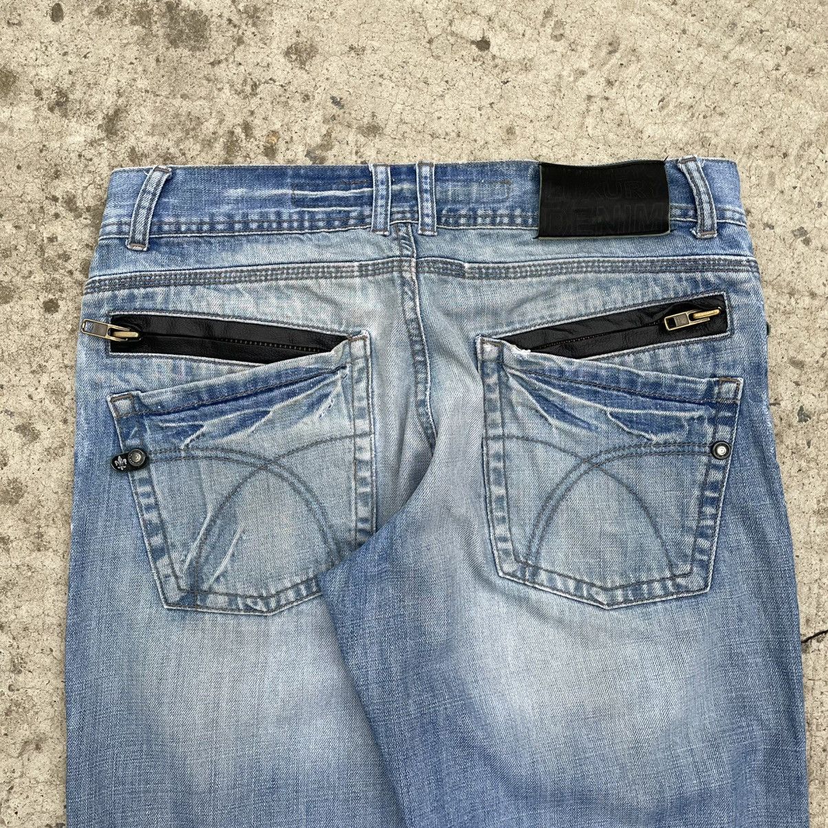 Le Grande Bleu (L.G.B.) VTG Man’s Fitted Crazy Henley’s Denim 32 Jeans Double Knee Size US 32 / EU 48 - 13 Thumbnail
