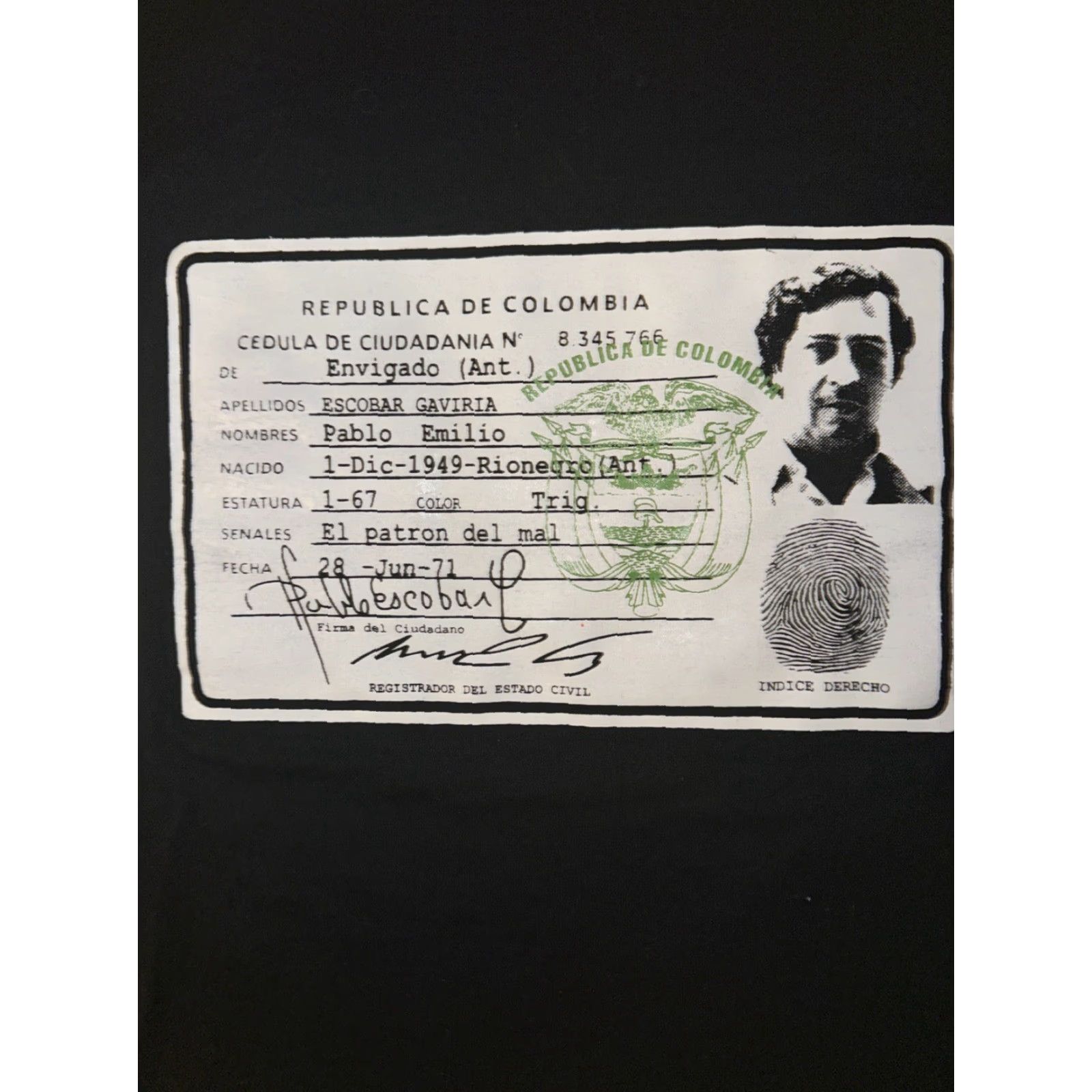 Vintage Vintage Pablo Escobar Graphic Tee T-Shirt Black Large User: Vintage Pablo Escobar Graphic Tee T-Shirt Black Large Size US L / EU 52-54 / 3 - 2 Thumbnail