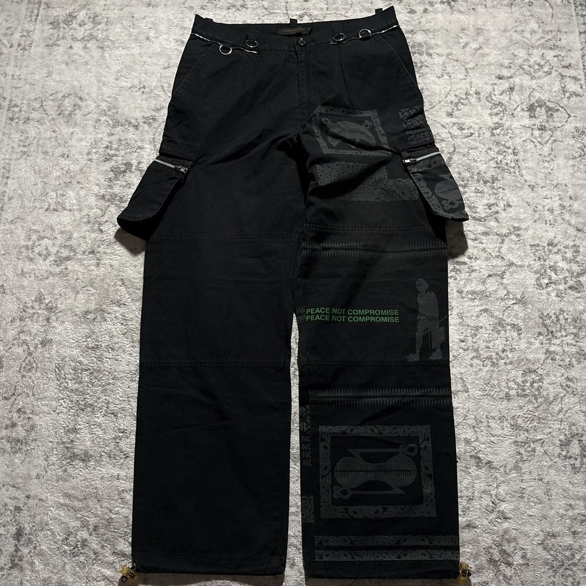 Undercover SS03 Undercover Scab 