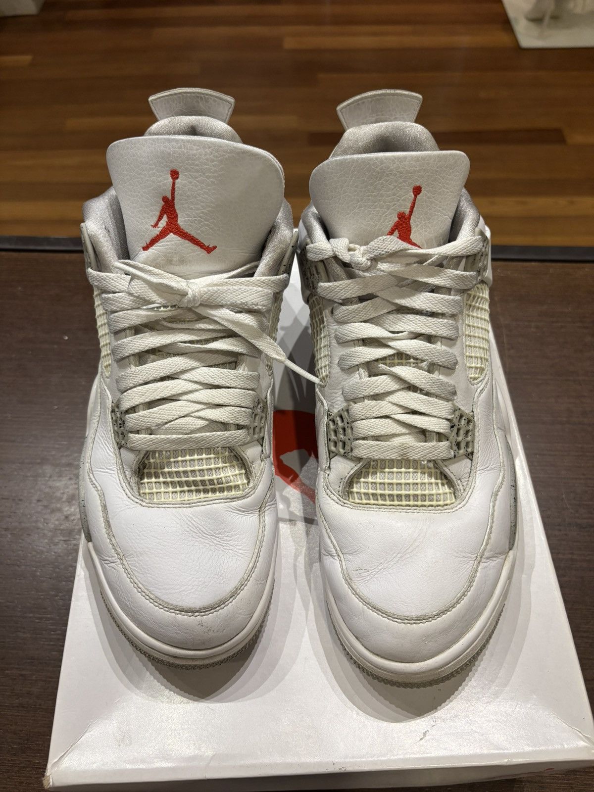 Jordan Brand Jordan 4 ‘White Oreo’ Size US 10.5 / EU 43-44 - 4 Thumbnail
