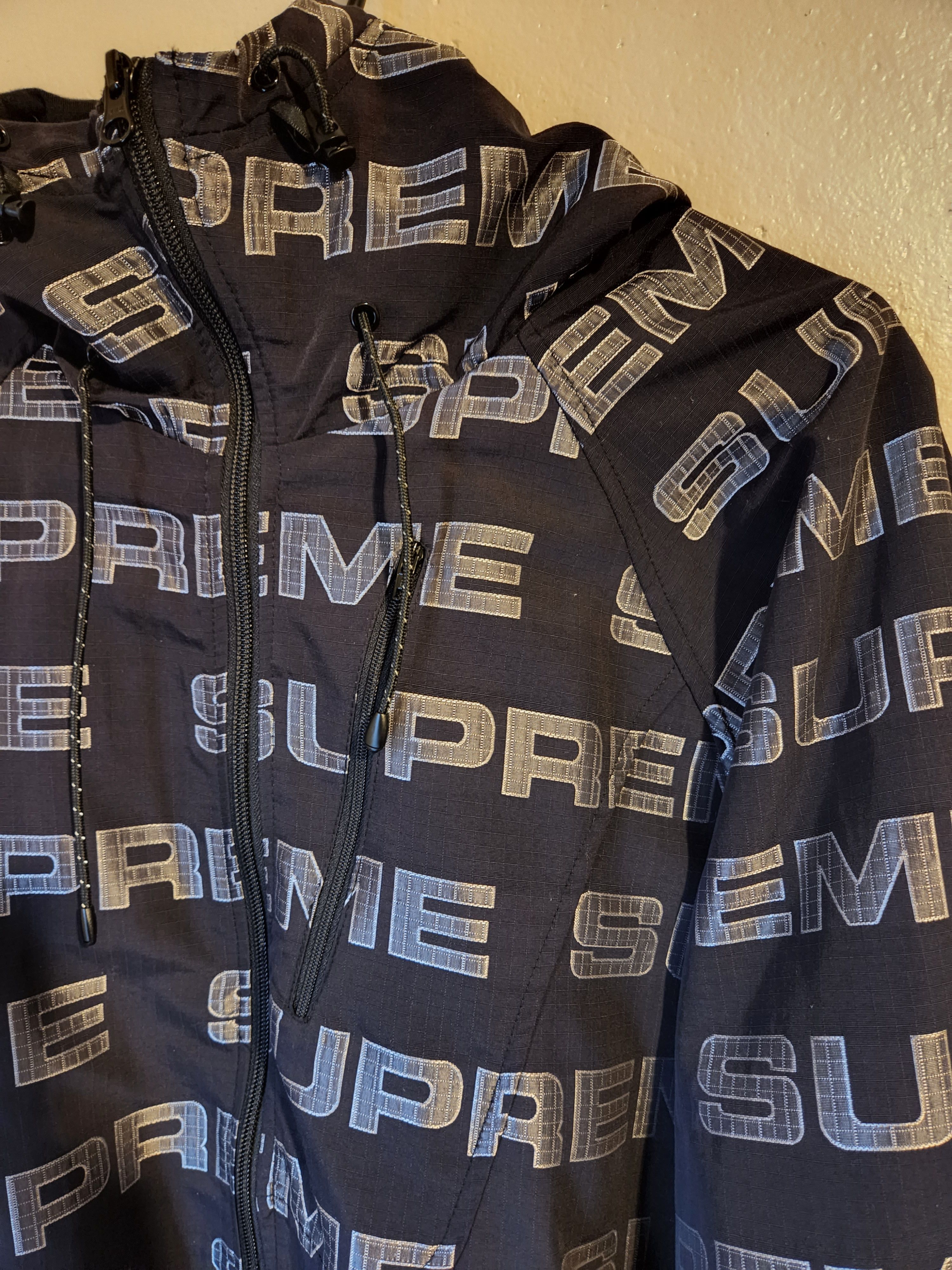 Supreme Logo Rip stop Hooded Track Jacket Size US L / EU 52-54 / 3 - 5 Thumbnail