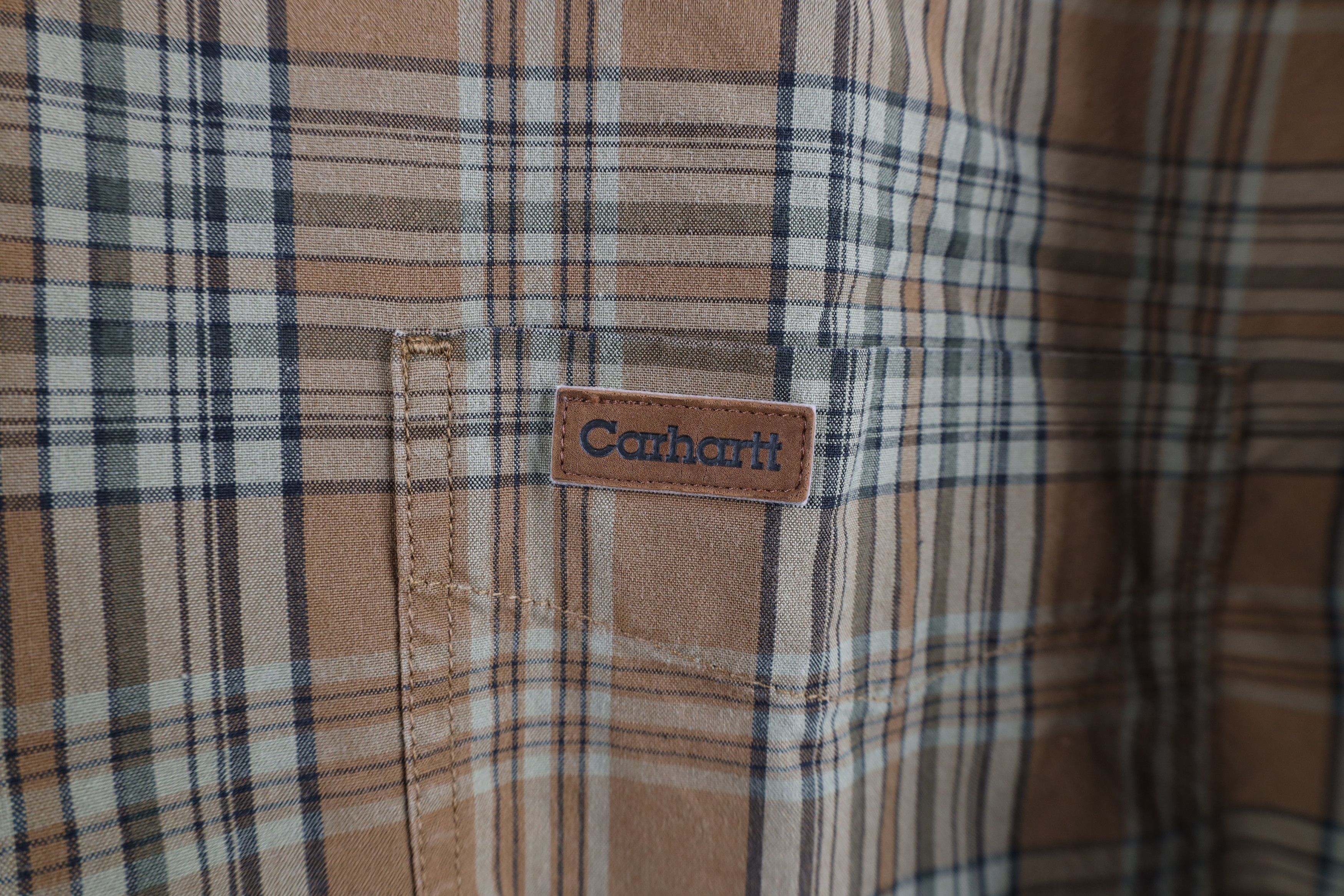 Carhartt × Vintage Vintage Carhartt Collared Button Down Shirt Brown Plaid Size US L / EU 52-54 / 3 - 4 Thumbnail