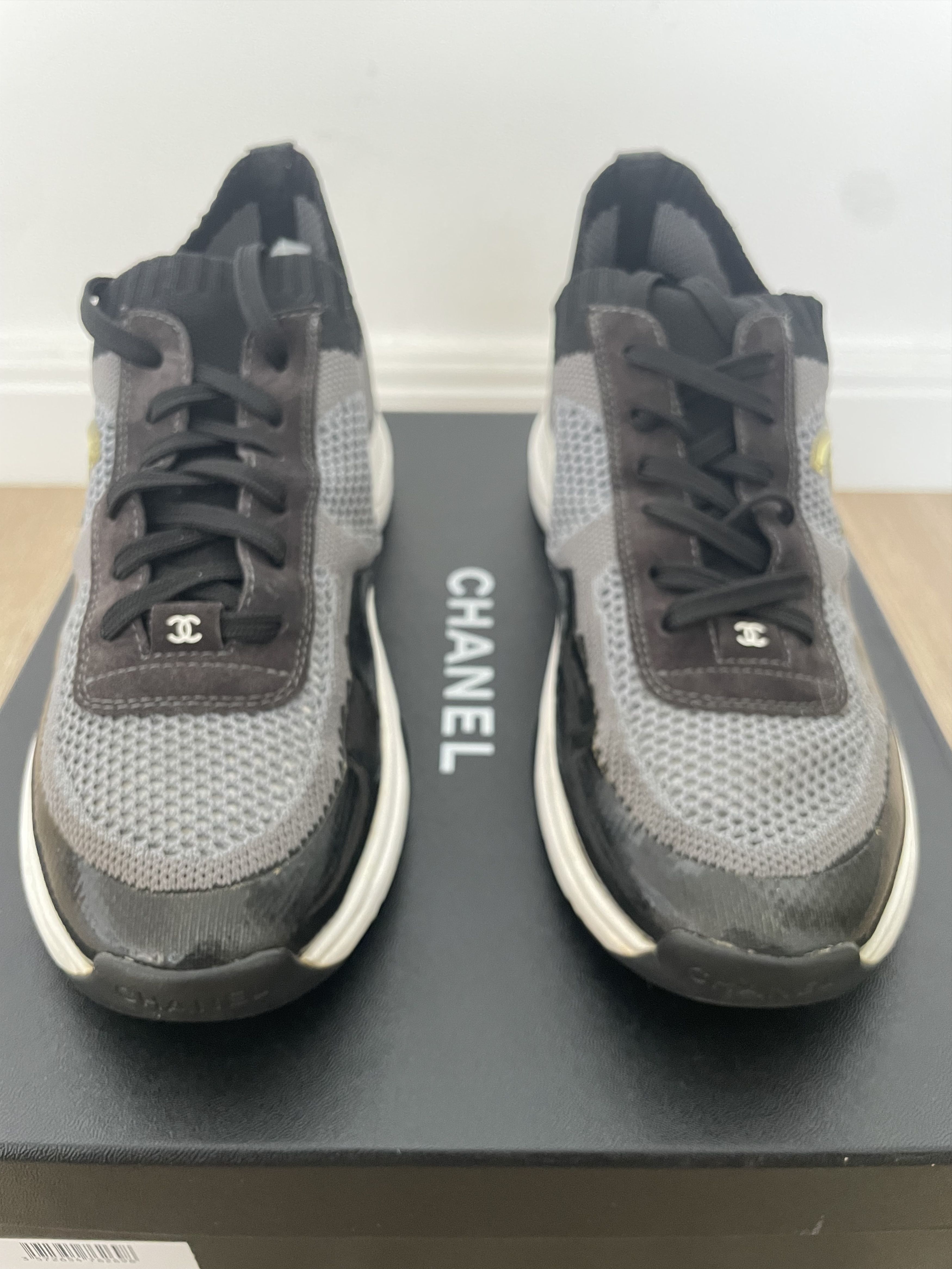 Chanel Chanel CC Tweed Sneakers Size US 8 / EU 41 - 2 Thumbnail