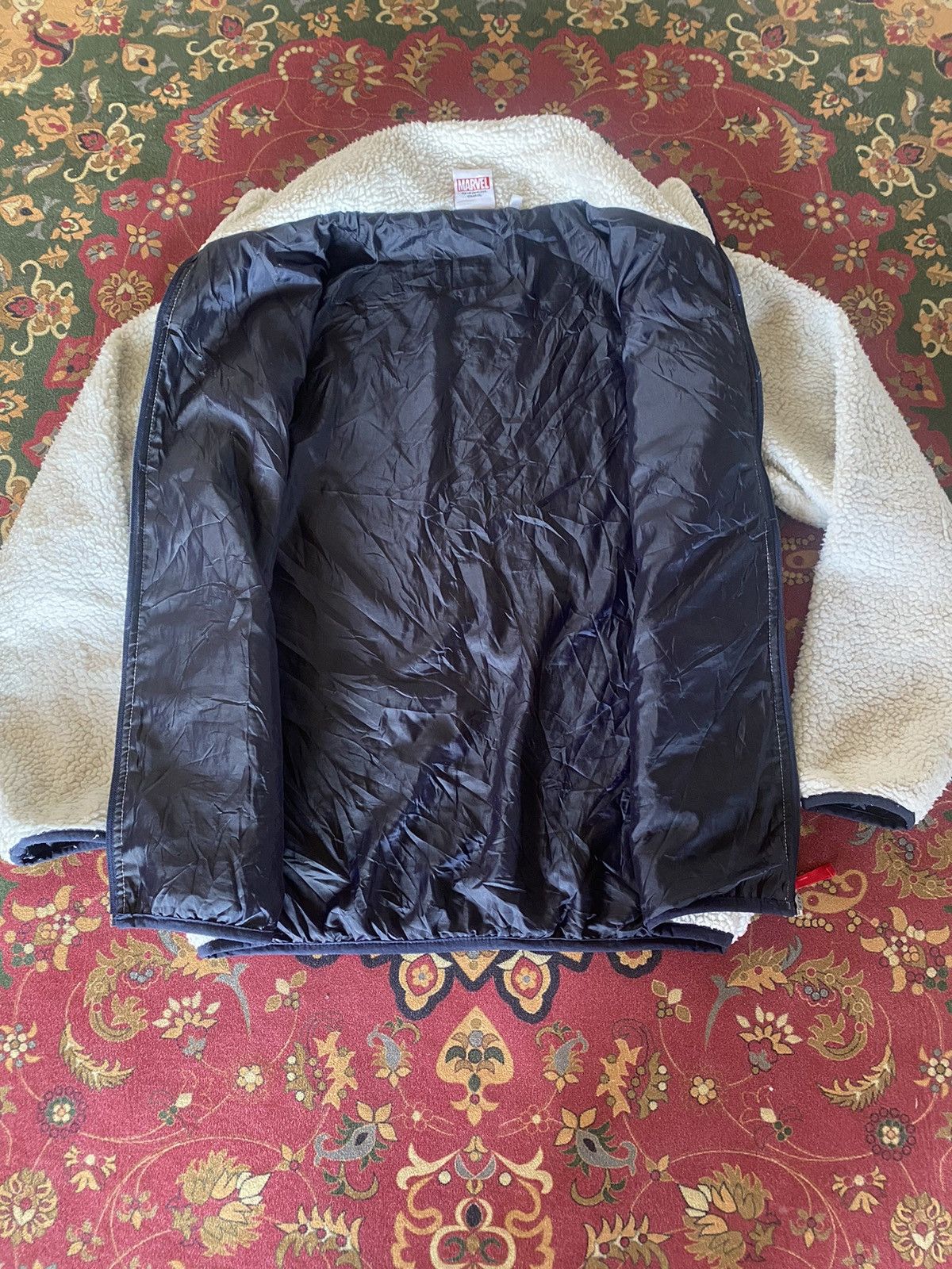 DC Comics 🔥COOL🔥Marvel Fleece Jacket Size L Size US L / EU 52-54 / 3 - 8 Thumbnail