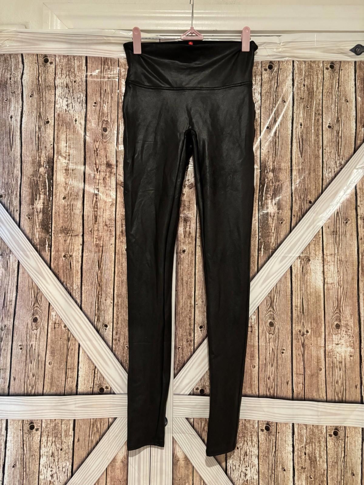 Domenico Spano Womens Spanx black leggings with sheen sz Mankle length #255 Size 32" / US 10 / IT 46 - 1 Thumbnail