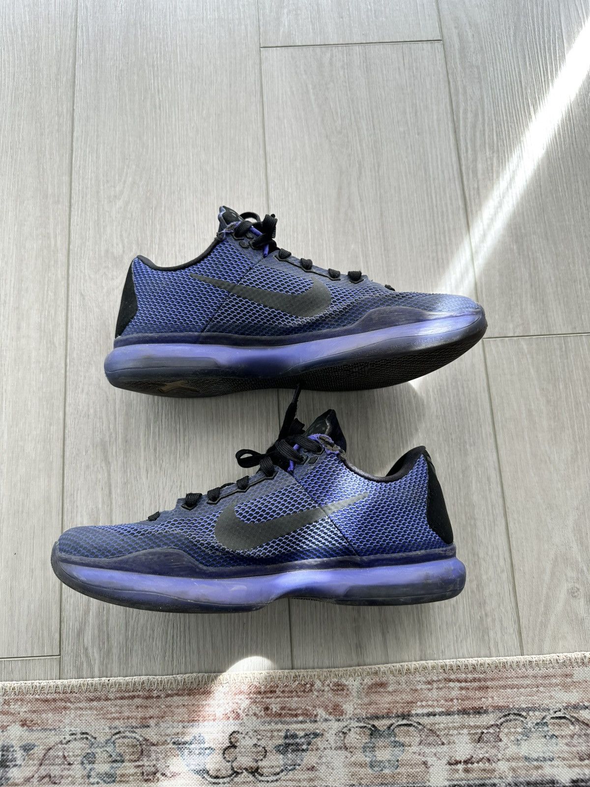 Nike Kobe X Blackout Size US 8.5 / EU 41-42 - 2 Thumbnail