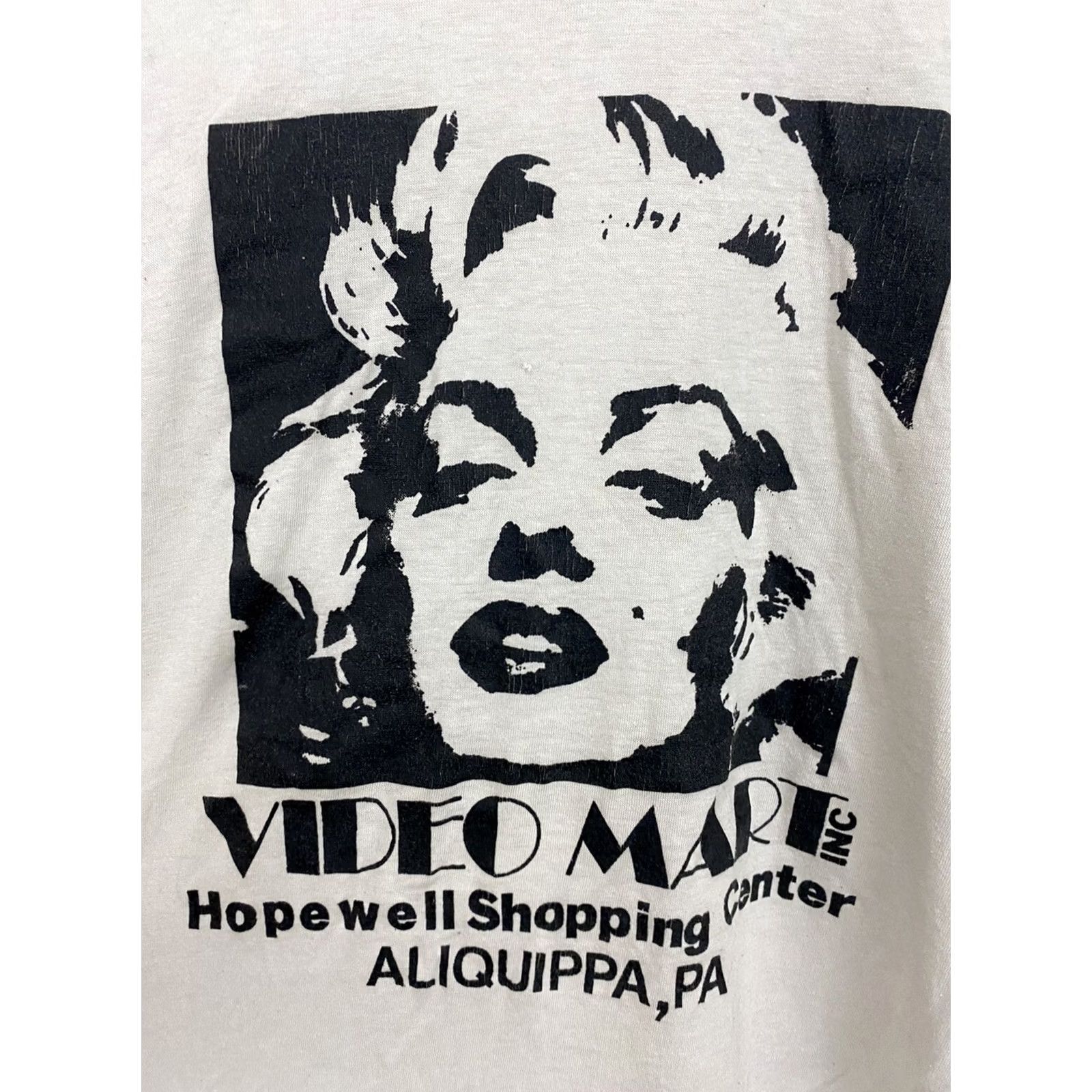 Vintage VINTAGE 80s Marilyn Monroe Portrait Burnout Paper Thin T-Shirt Light Gray L USA Men Size US L / EU 52-54 / 3 - 2 Thumbnail