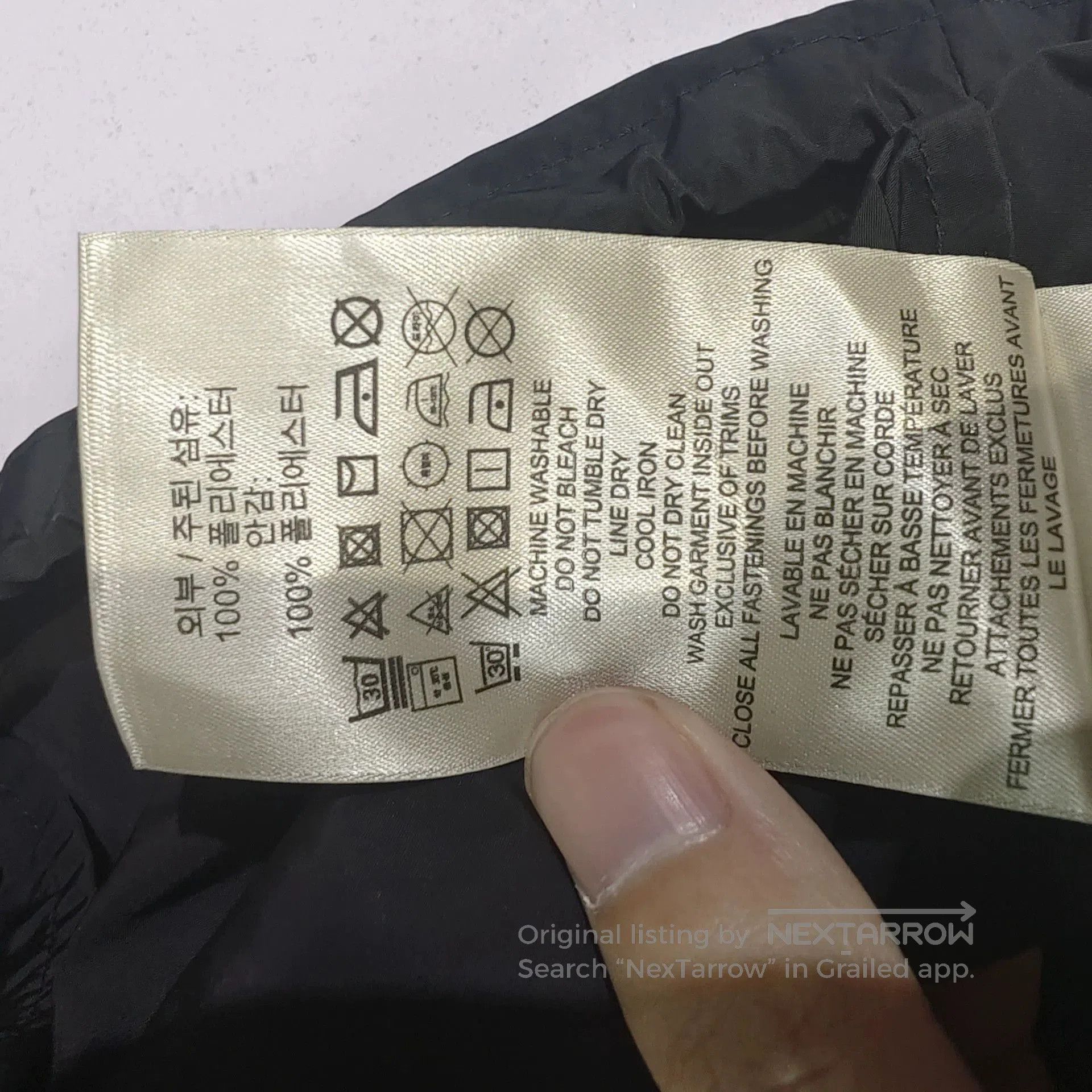 Burberry burberry black jacket in excellent condition. Size US XS / EU 42 / 0 - 6 Thumbnail