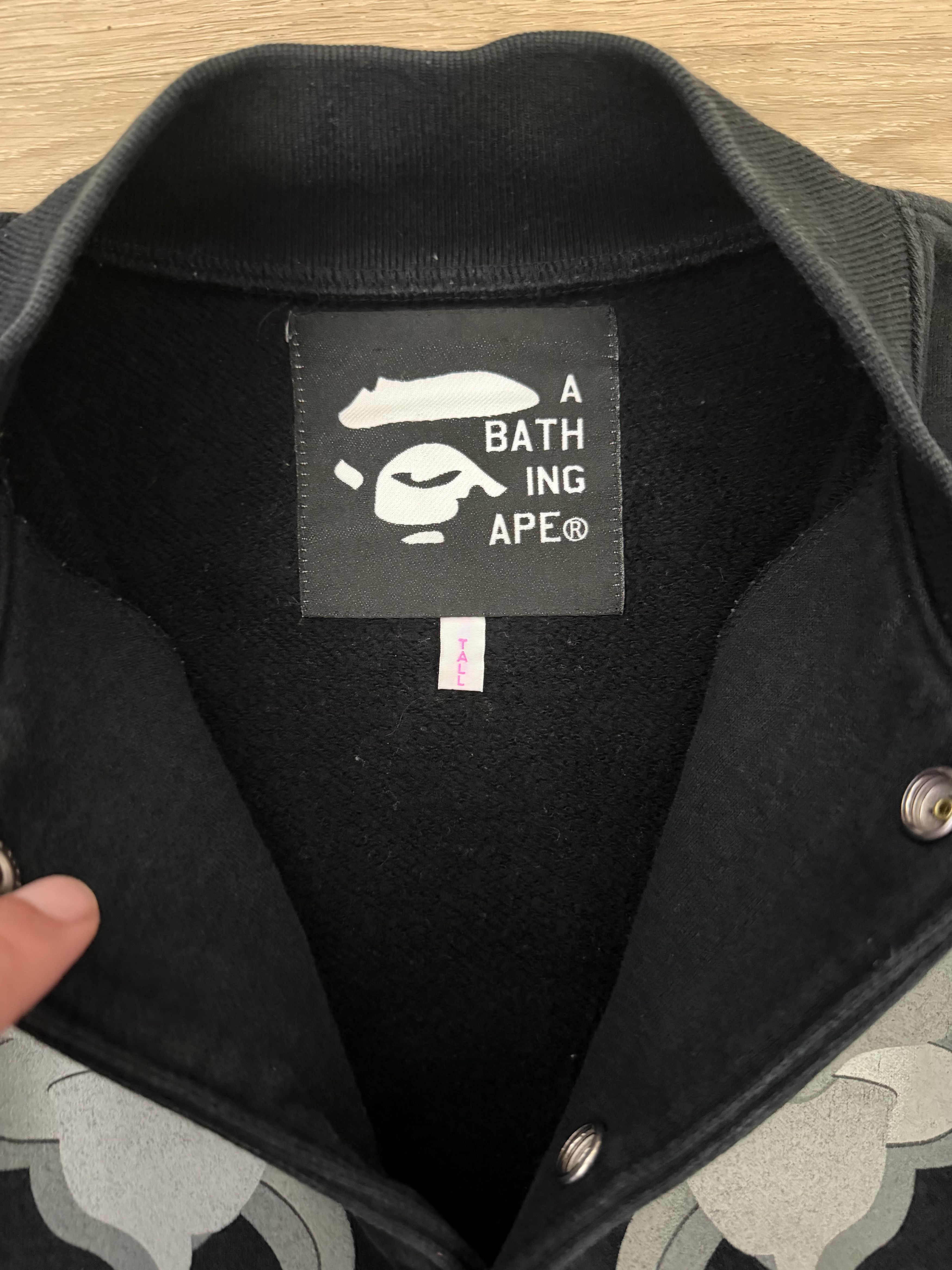 Bape × Kaws Bape 2007x Kaws Bendy Varsity Jacket Size M / US 6-8 / IT 42-44 - 3 Thumbnail