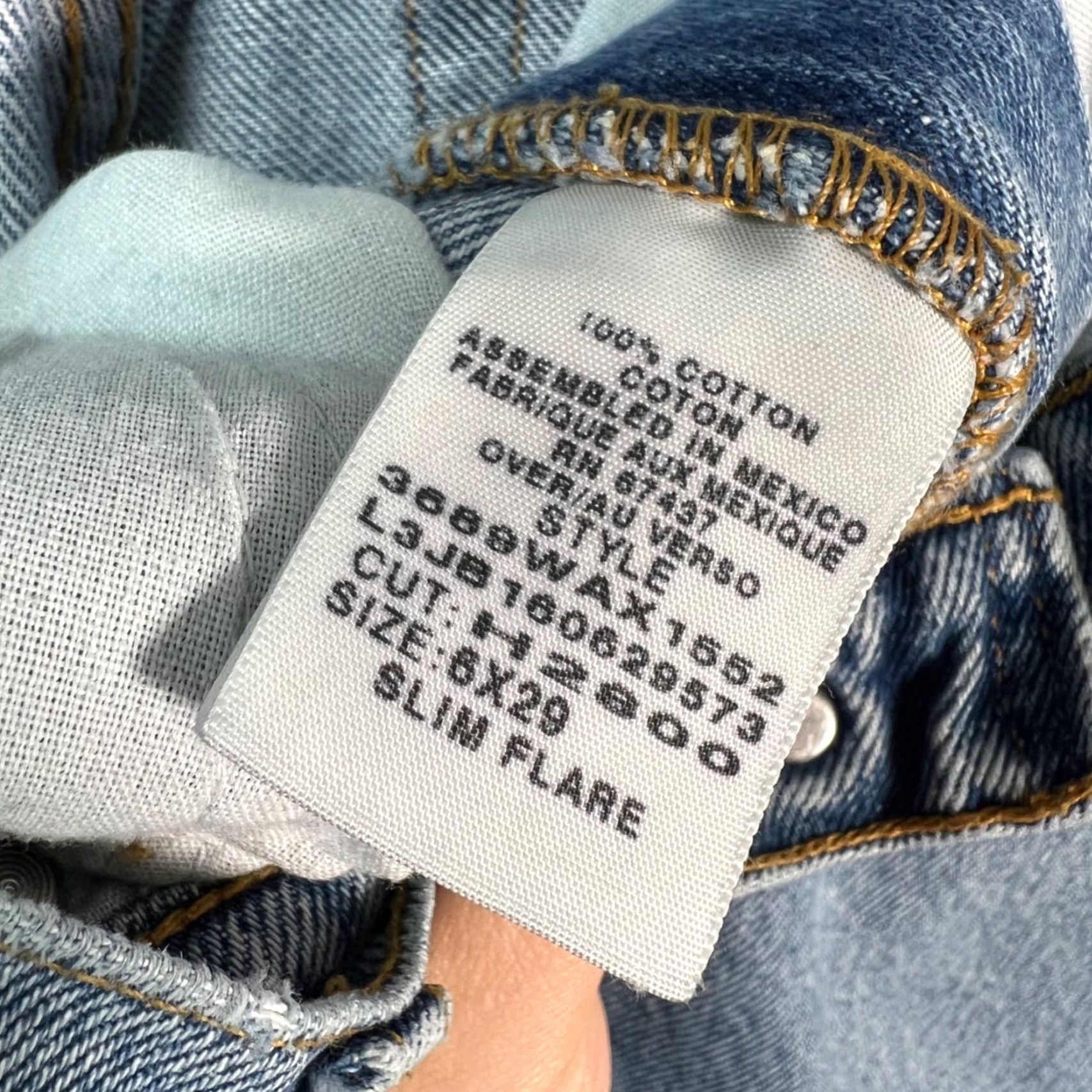 Levi's VINTAGE Levi's Womens Jeans Slim Flare High-Rise 26 x 25 Blue Denim 5-Pocket Womens Jeans Flared Size 26" / US 2 / IT 38 - 3 Thumbnail