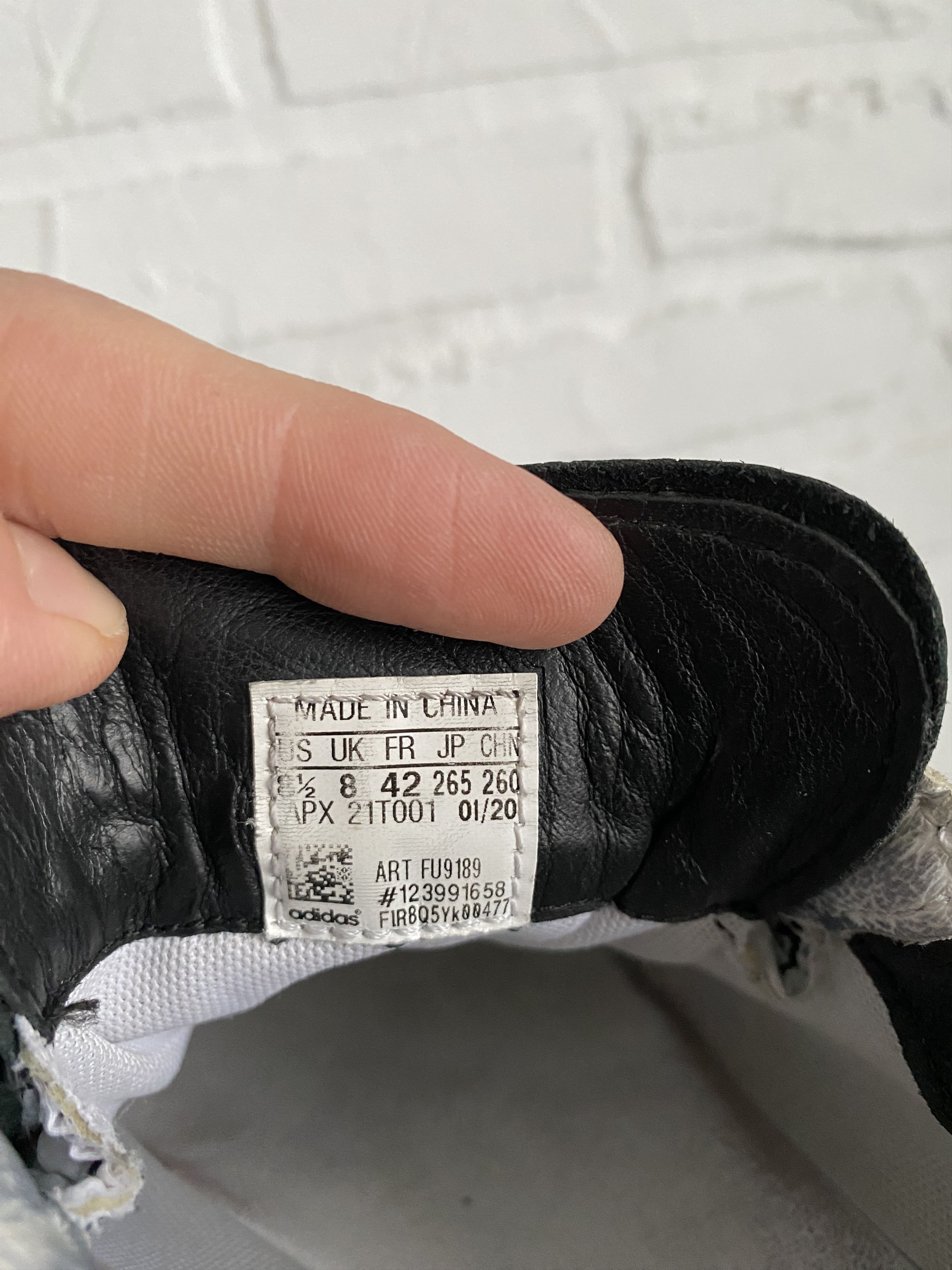 Y-3 × Yohji Yamamoto y-3 x Yohji Yamamoto court embroidered logo sneakers Size US 9 / EU 42 - 5 Thumbnail