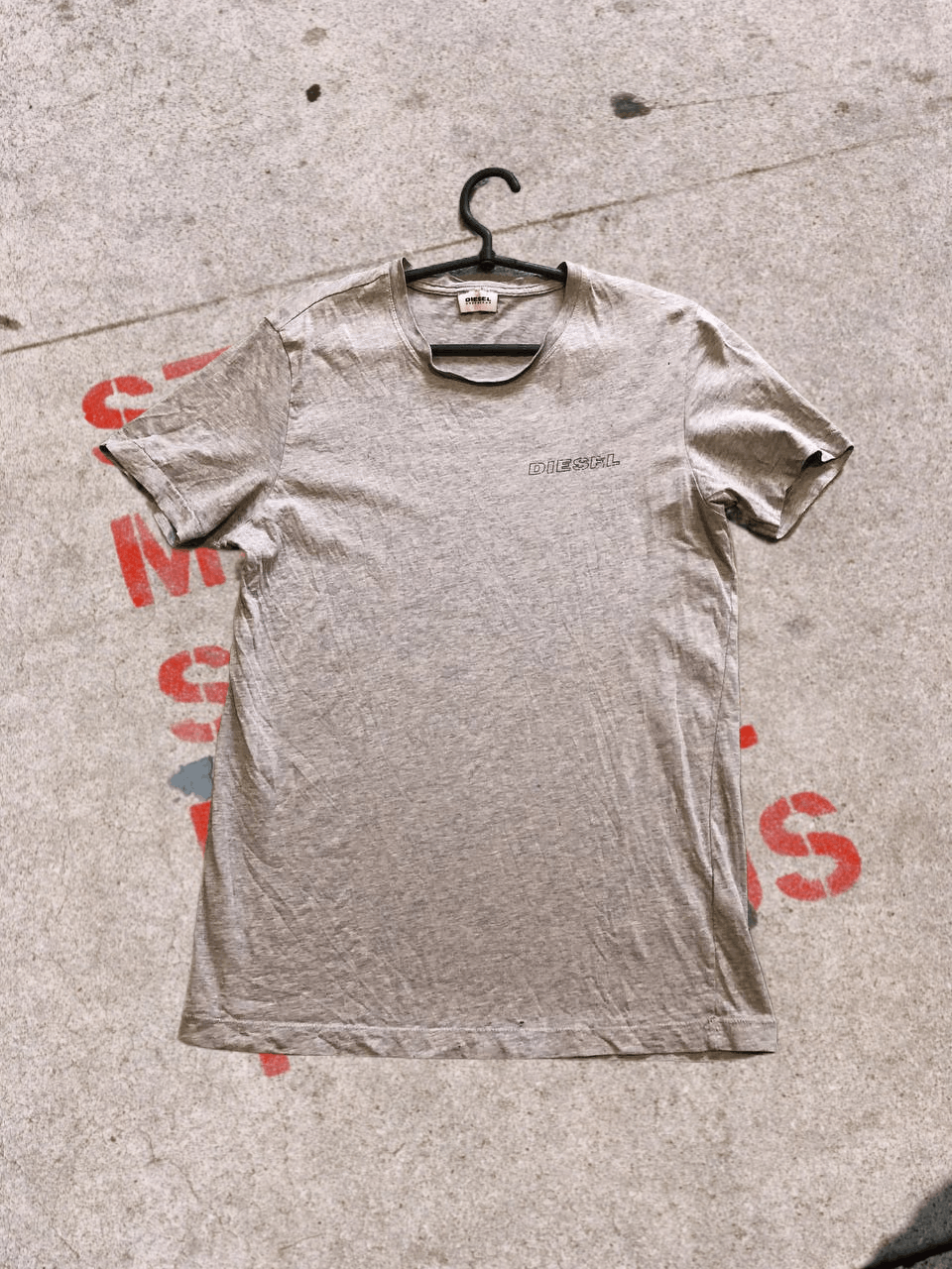 Diesel Vintage Diesel Y2K Basic Logo Tee T-shirt Size US S / EU 44-46 / 1 - 1 Thumbnail