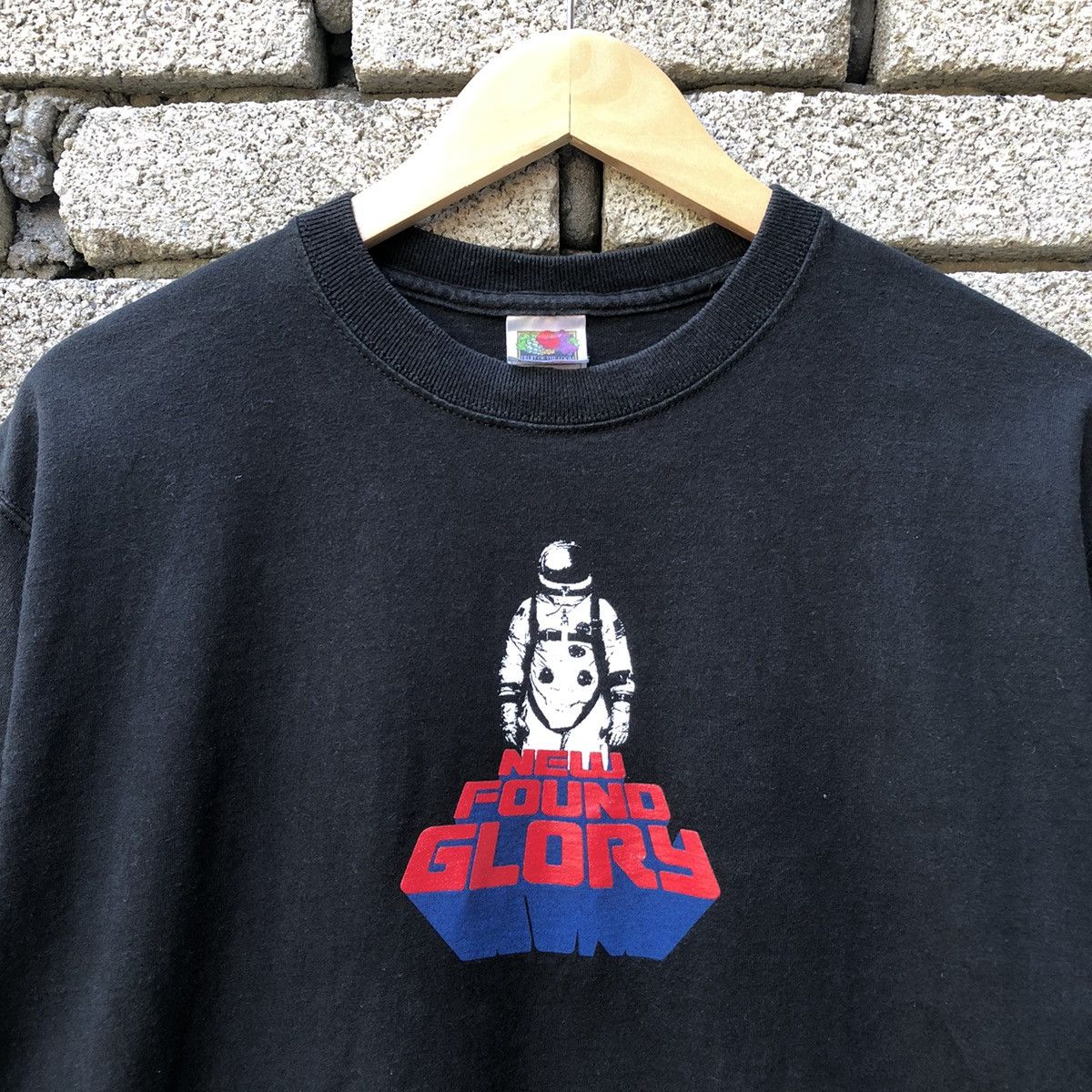 Band Tees Vintage New Found Glory FOTL Tee Size US L / EU 52-54 / 3 - 2 Thumbnail