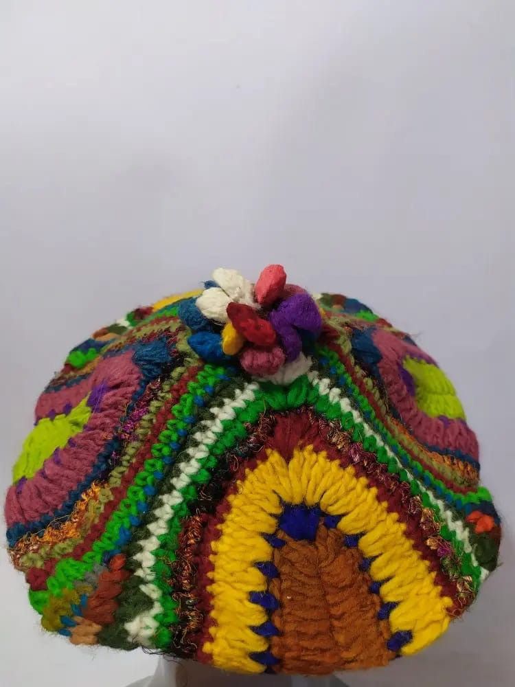 Other Unknown Multicolour Classic Beret Hats Nice design Size ONE SIZE - 5 Thumbnail