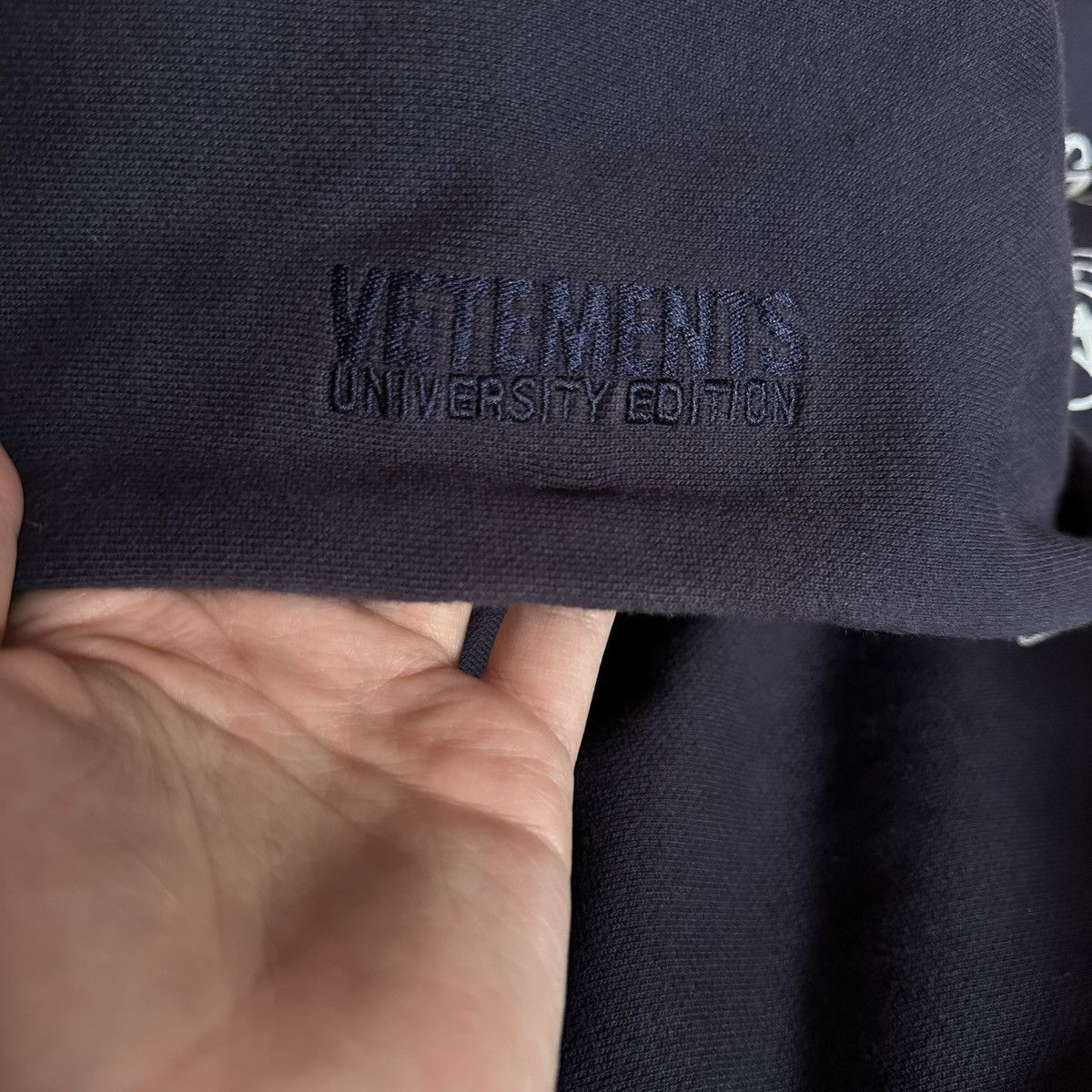 Vetements Vetements UNAVAILABLE Hoodie AW19 Size US L / EU 52-54 / 3 - 2 Thumbnail
