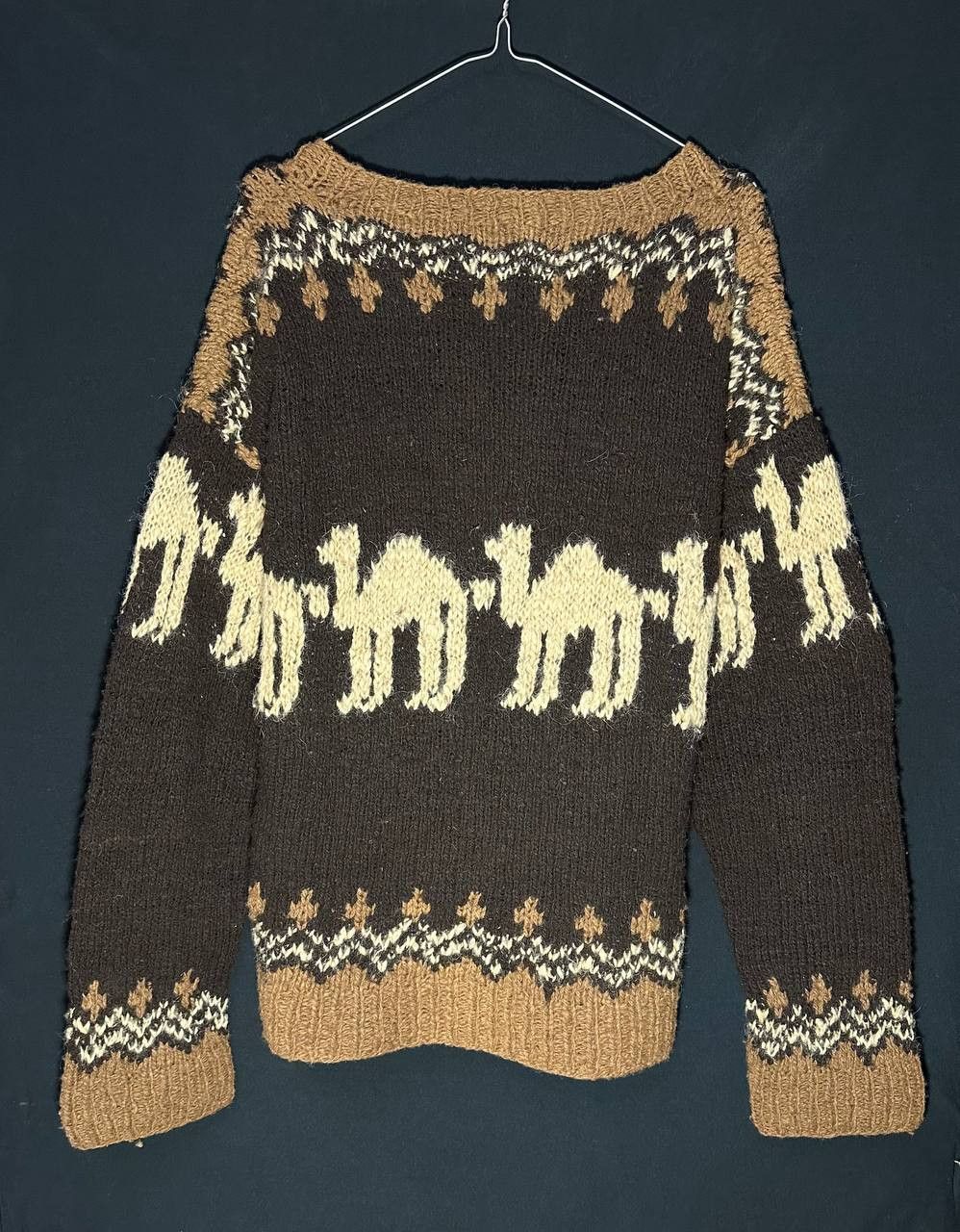 Vintage Vintage HandKnit Wool Sweater heavy winter jumper camel Size L / US 10 / IT 46 - 8 Thumbnail