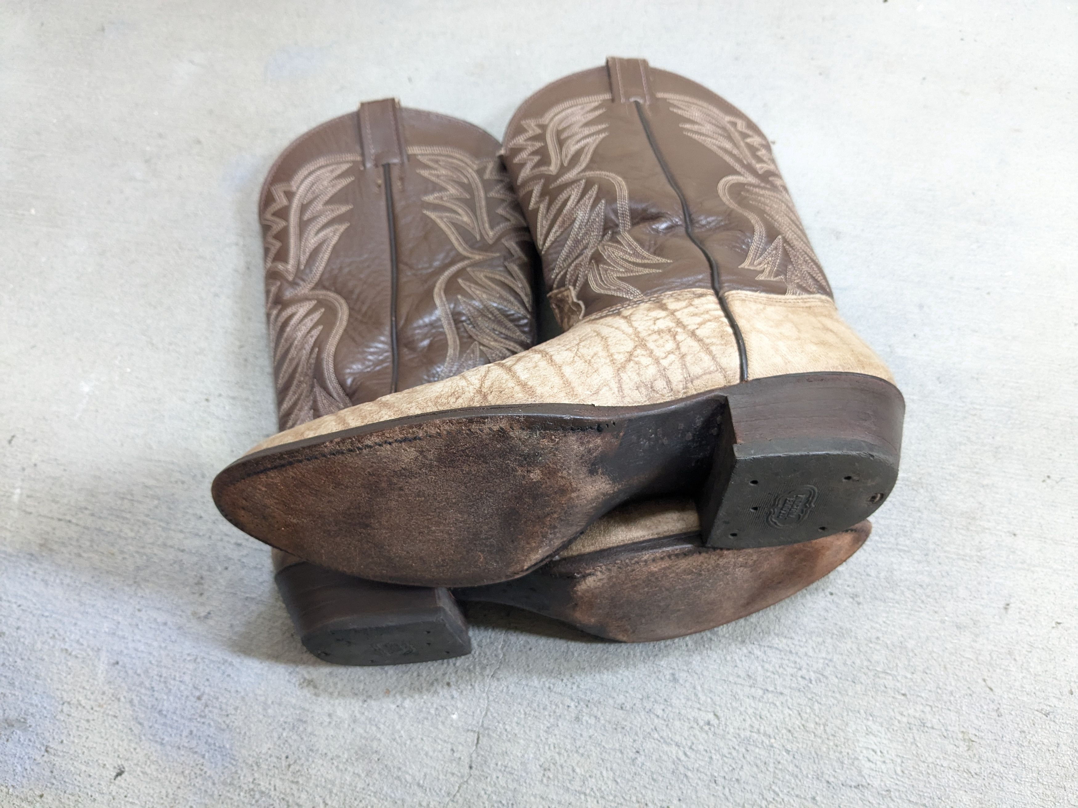 Nocona Boots Nocona Cowboy Boots 9 D Gray Leather Western Elephant Print Size US 8.5 / EU 41-42 - 18 Thumbnail
