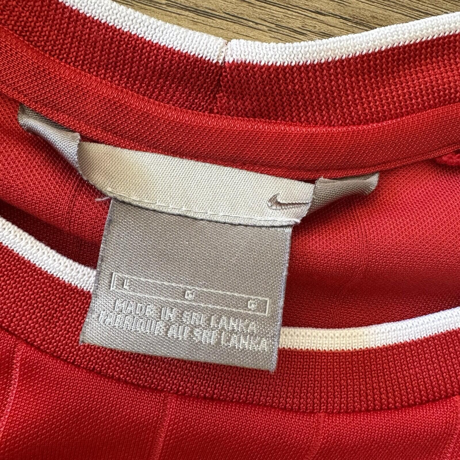 Nike Vintage Y2K Nike Red Active Shirt Silver Tag Size L Soccer Size US L / EU 52-54 / 3 - 4 Thumbnail