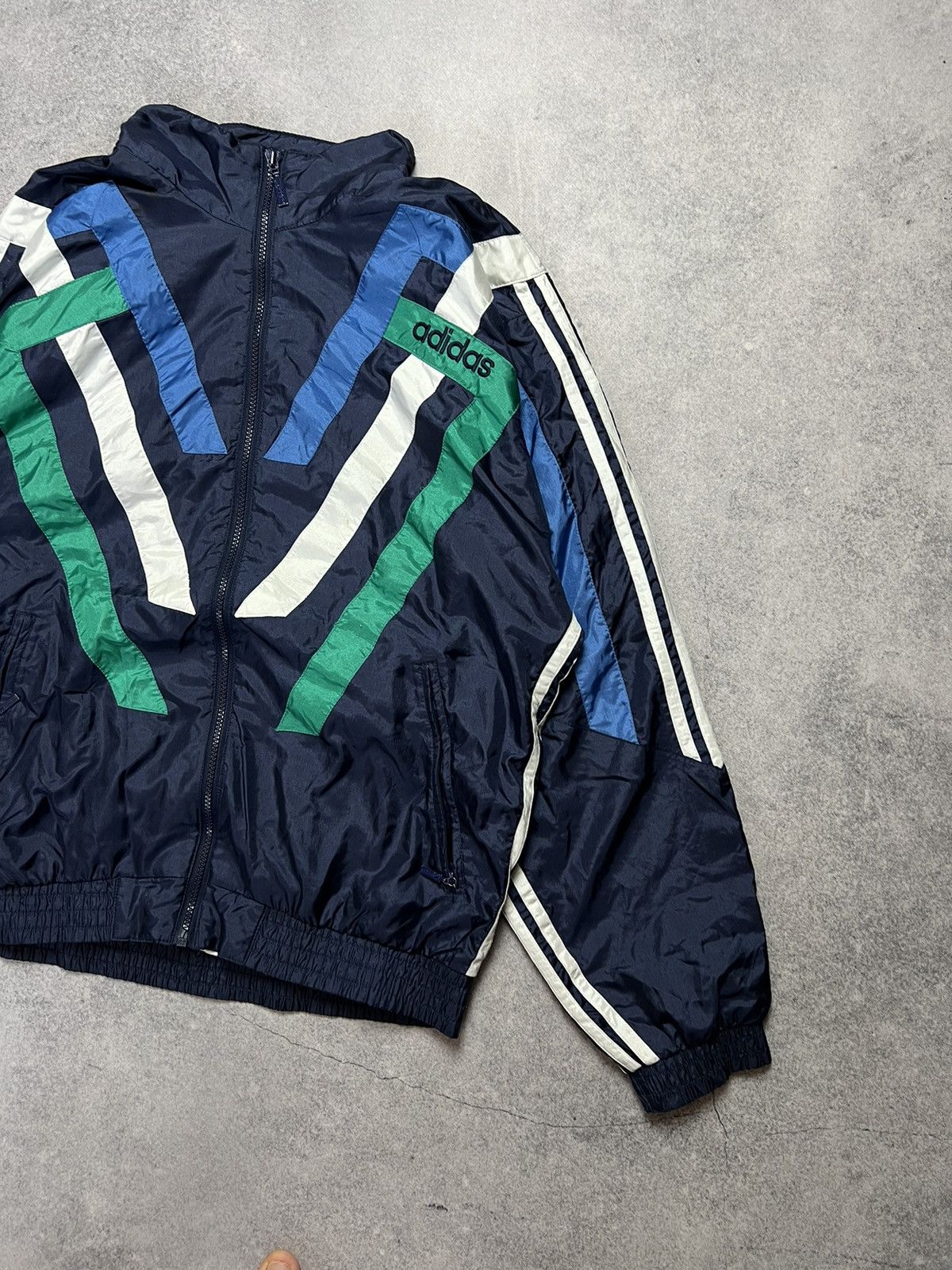 Adidas Vintage Adidas Retro 90s Nylon Track Suit Y2K Light Jacket Size US M / EU 48-50 / 2 - 3 Thumbnail