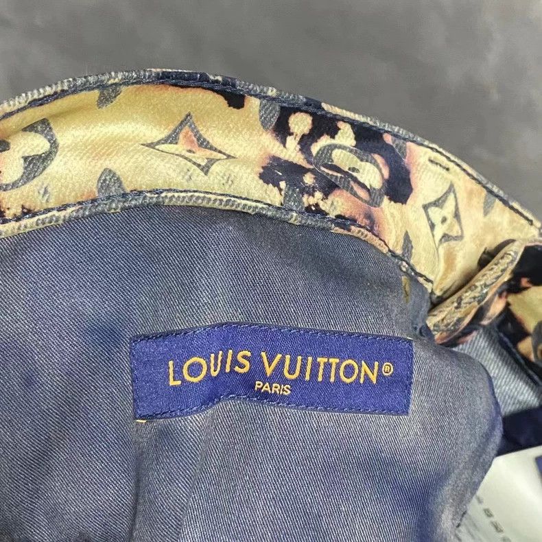 Louis Vuitton Louis Vuitton Black campfire print logo jeans 2502-Nextarr Size US 28 / EU 44 - 6 Thumbnail