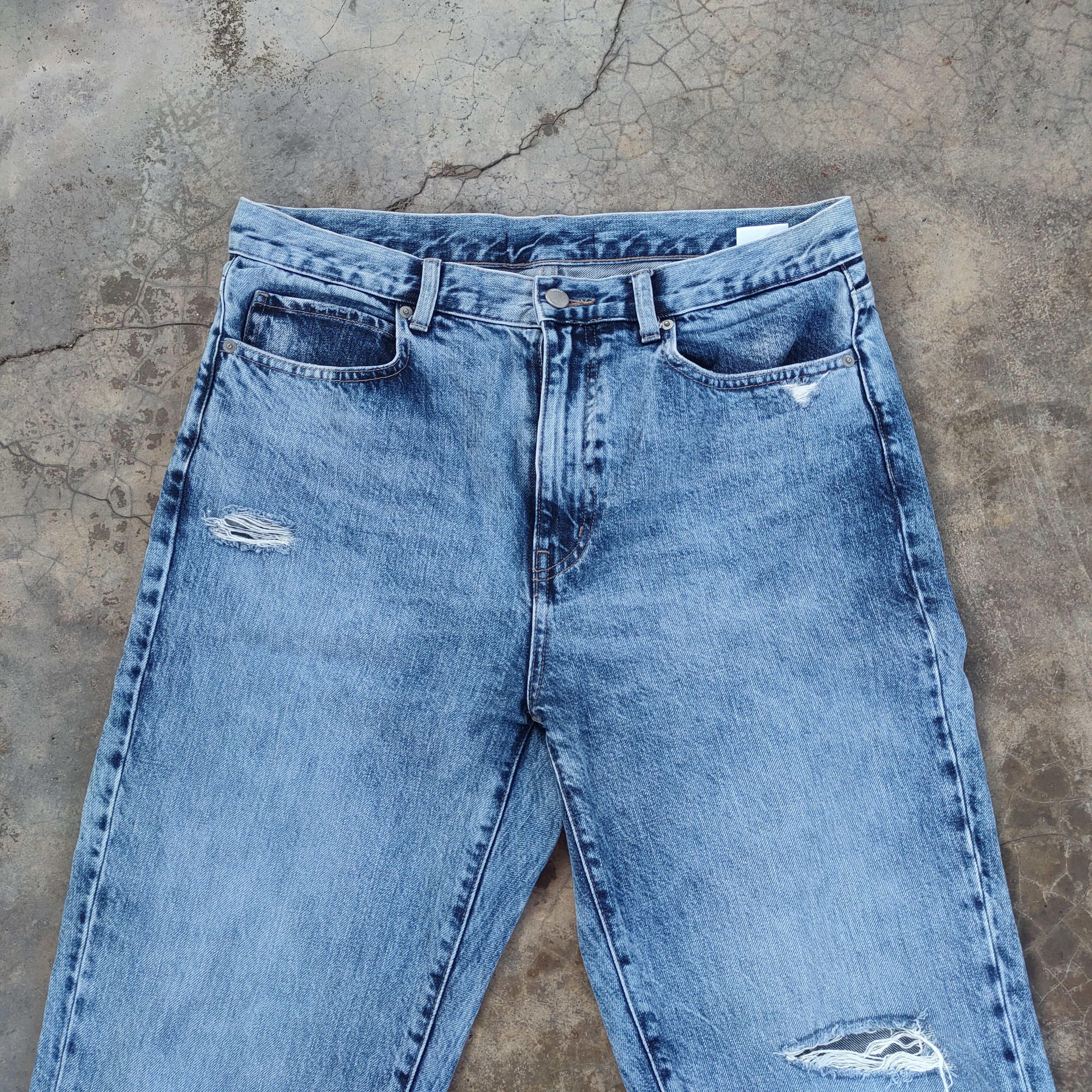 Japanese Brand VINTAGE JAPANESE DISTRESSED FADED JEANS PANTS Size US 33 - 2 Thumbnail