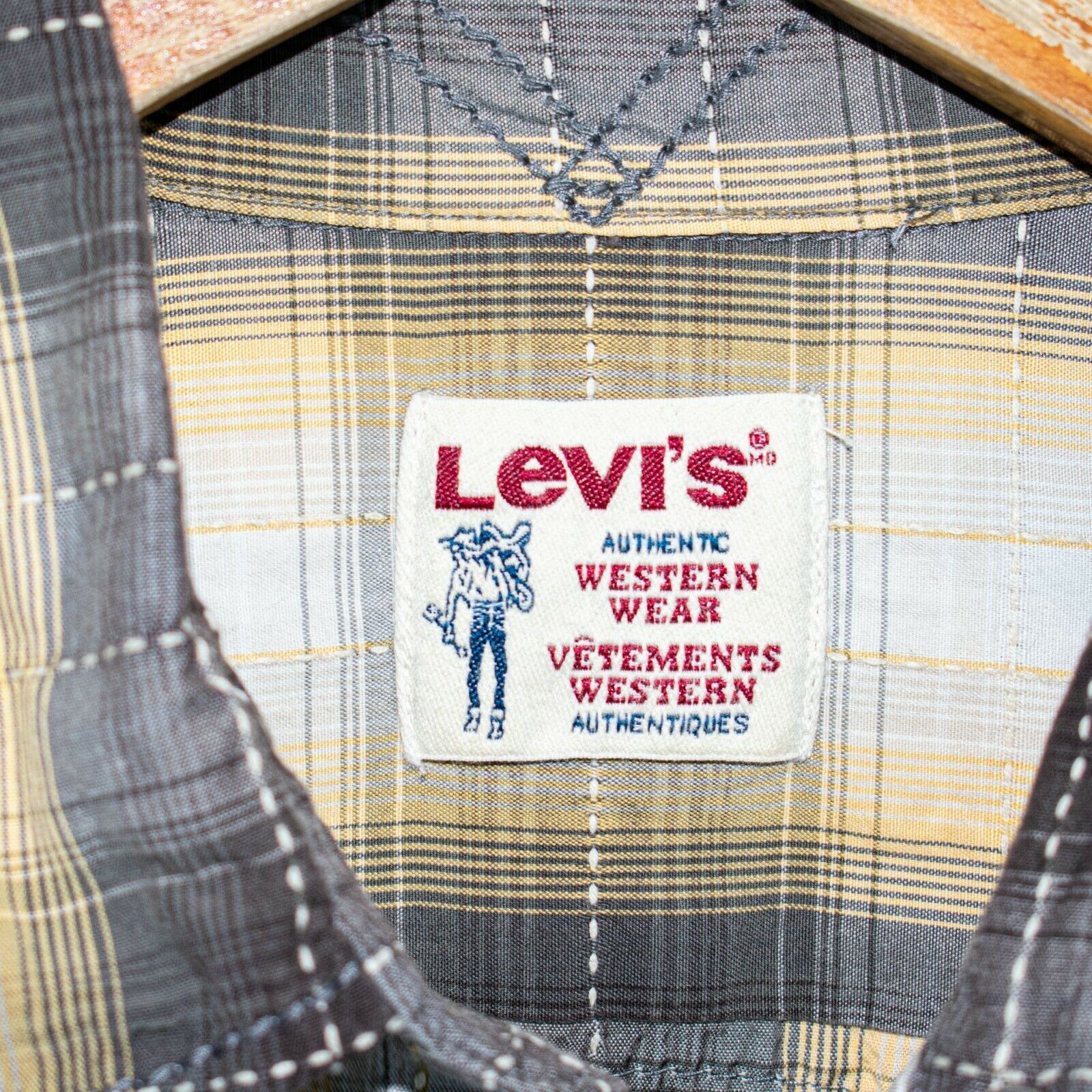 Levi's Vtg Levi's Western Pearl Snap Shirt Gray Beige Plaid Size US S / EU 44-46 / 1 - 3 Thumbnail