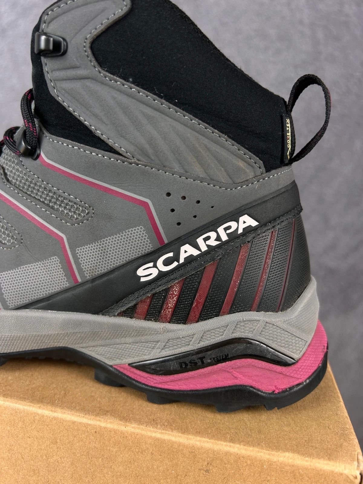 Scapa Sports Scarpa Maverick Mid GTX trekking hiking sneakers Size US 9 / IT 39 - 3 Thumbnail