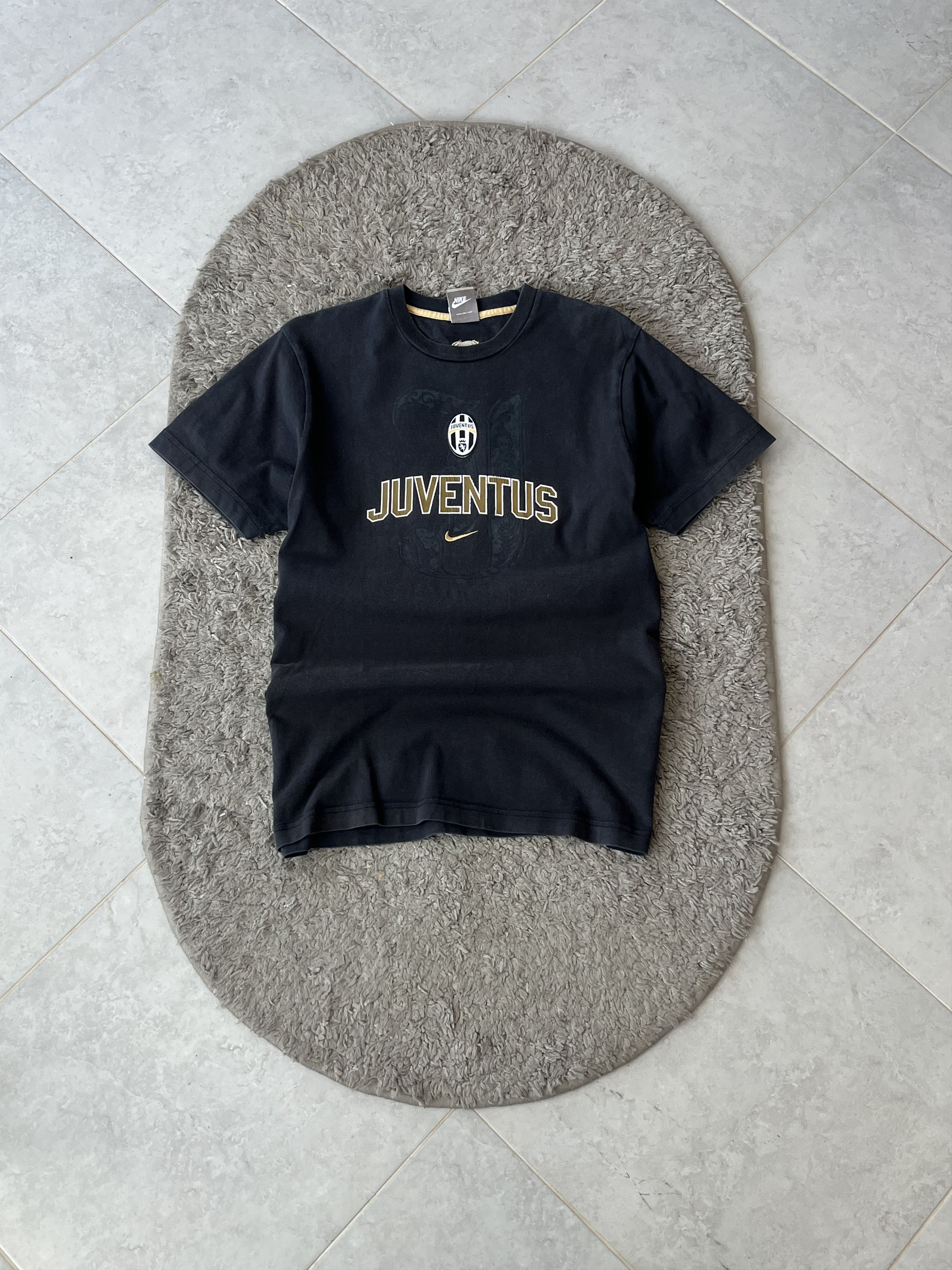 Nike NIKE x JUVENTUS 2008 Vintage Jersey T-shirt Big Logo Size US M / EU 48-50 / 2 - 1 Thumbnail