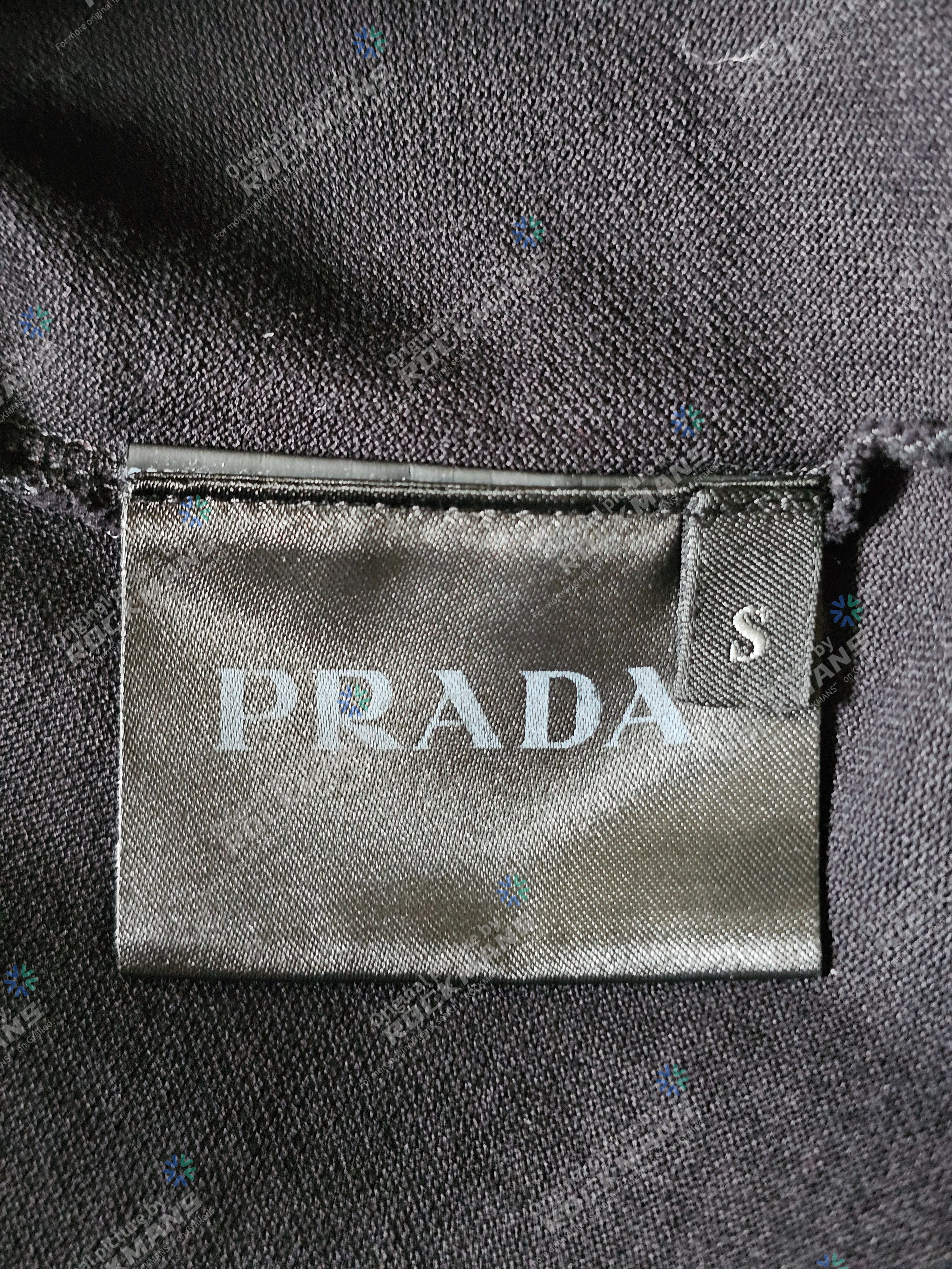 Prada Prada Logo Patch Polo Shirt Size S like M Size US S / EU 44-46 / 1 - 6 Thumbnail