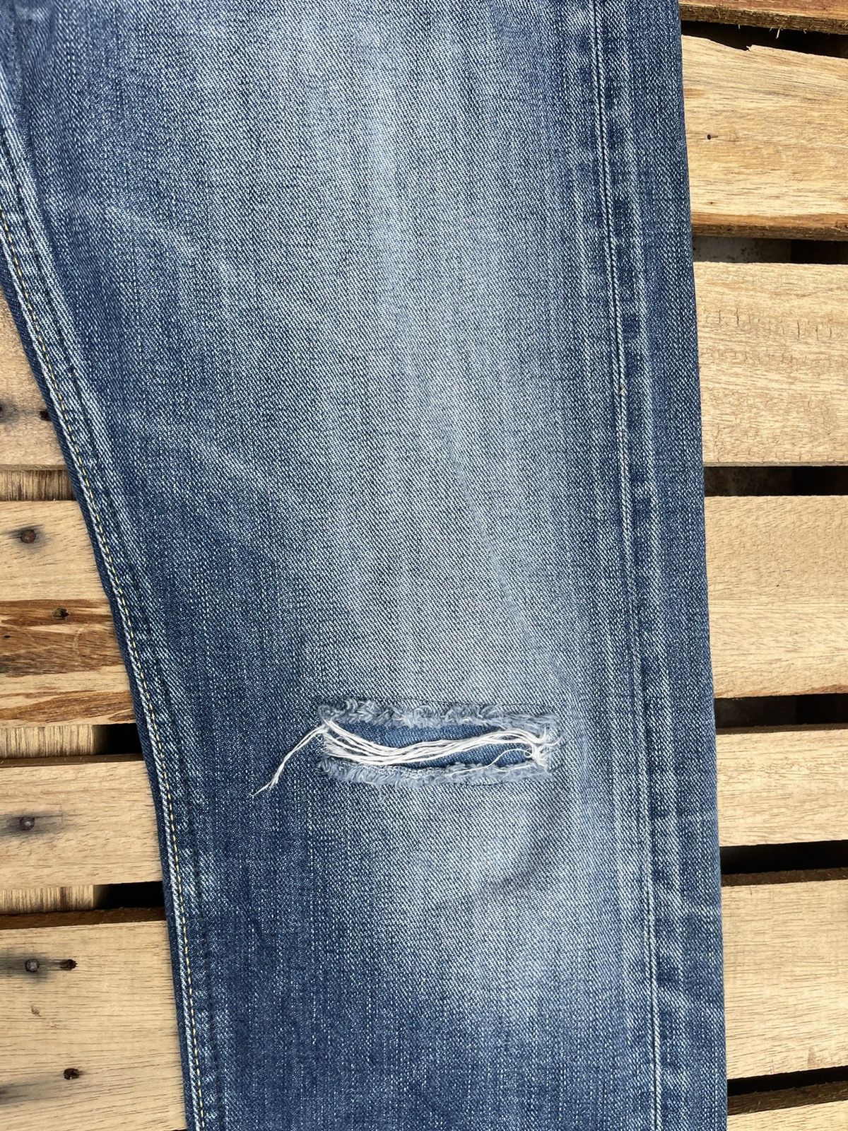 Lee × Vintage Vintage 90s Lee Straight Cut Distressed Jeans Size US 32 / EU 48 - 10 Thumbnail