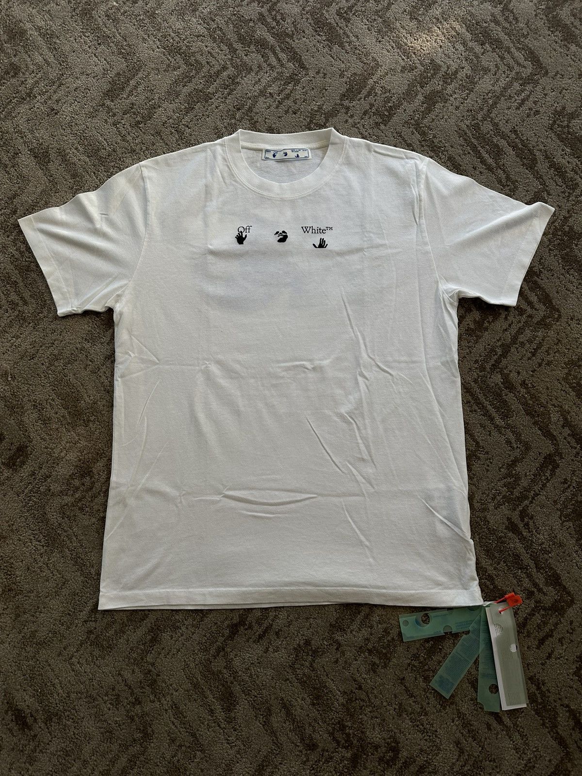 Off-White Off white peace worldwide tee Size US M / EU 48-50 / 2 - 1 Thumbnail