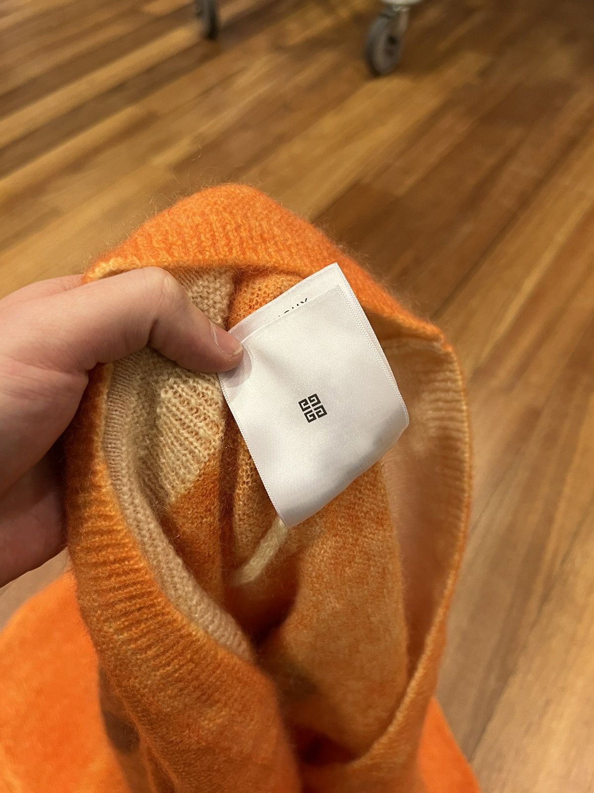 Givenchy Givenchy mohair knit pumpkin sweater Size US L / EU 52-54 / 3 - 6 Thumbnail