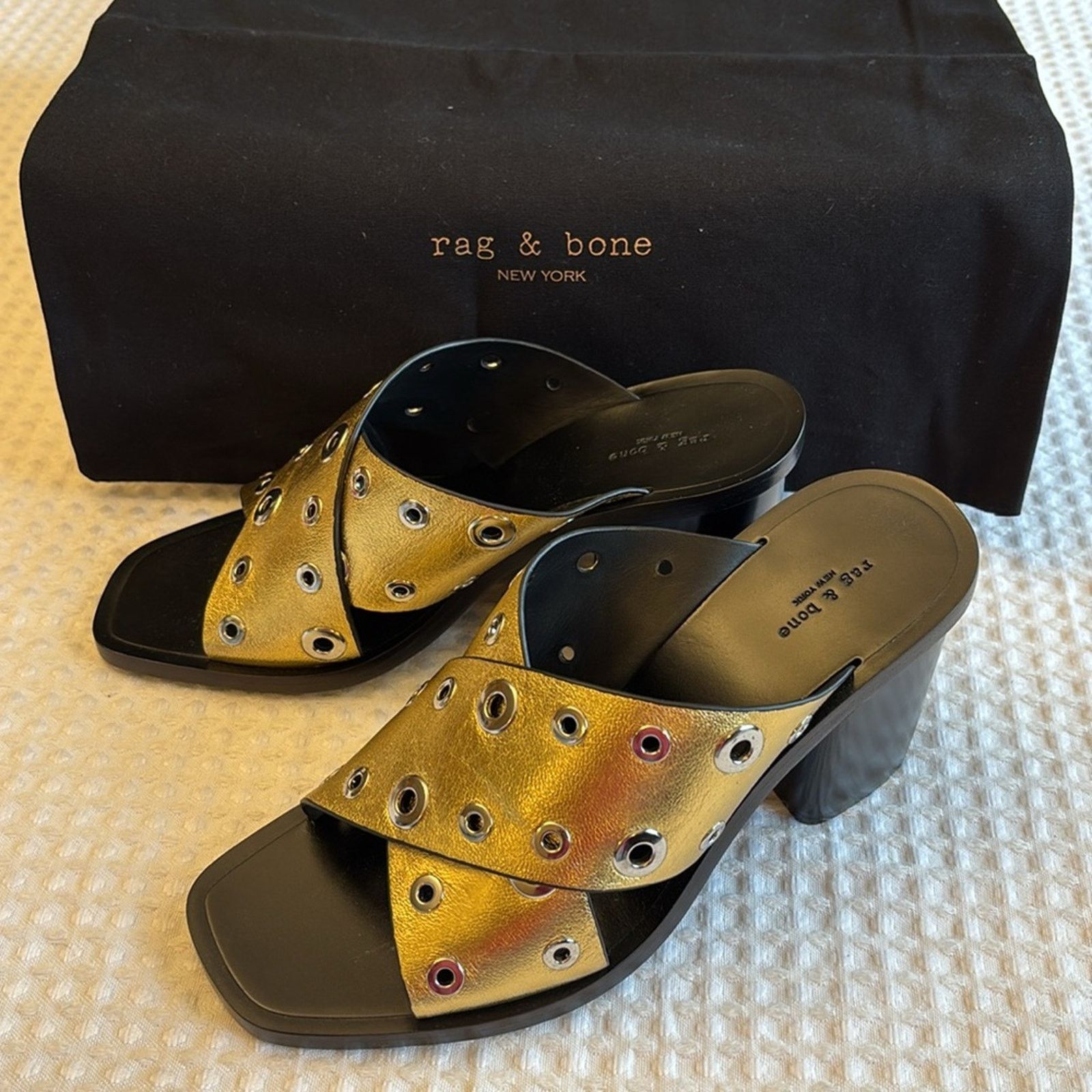 Rag & Bone NEW! Rag & Bone 7 Paige Grommet Gold Black Slide Sandal Heel Size US 7 / IT 37 - 7 Thumbnail