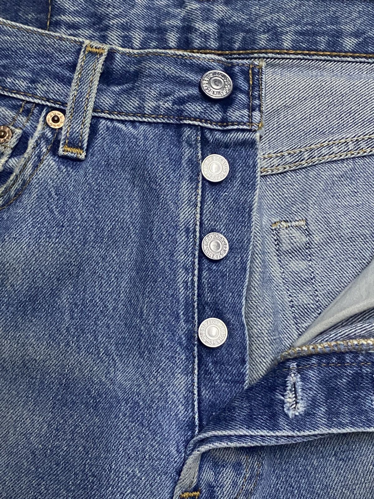 Levi's Levis 501 Y2k Faded Wash Bleach Distressed Jeans Size US 30 / EU 46 - 8 Thumbnail
