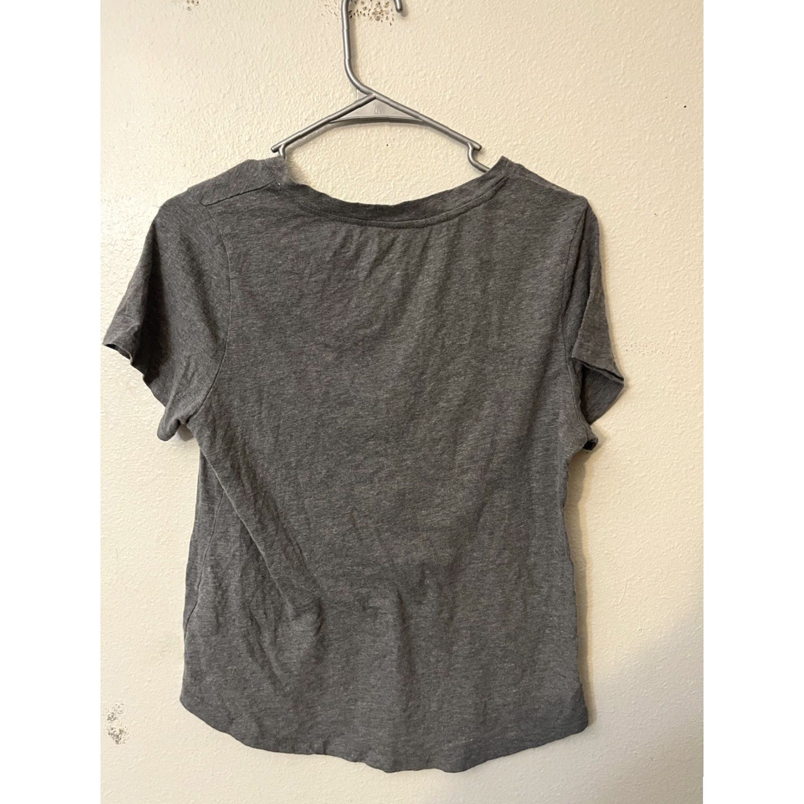 Vintage WOMENS Medium PHILADELPHIA PHILLIES GRAY SHORT SLEEVE TOP Genuine Merchandise Shirt Adult M Gray Phillies MLB Women's T-Shirt Size M / US 6-8 / IT 42-44 - 3 Thumbnail