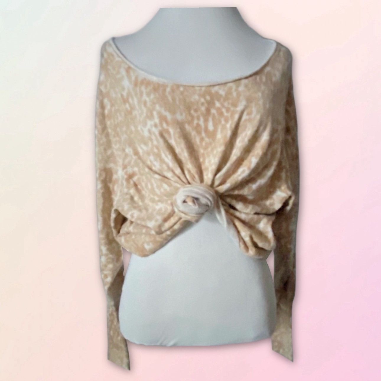 Vintage Vintage, Tan, Leopard Print, Raw Hem Oversized, Knit Sweater Size ONE SIZE - 1 Thumbnail