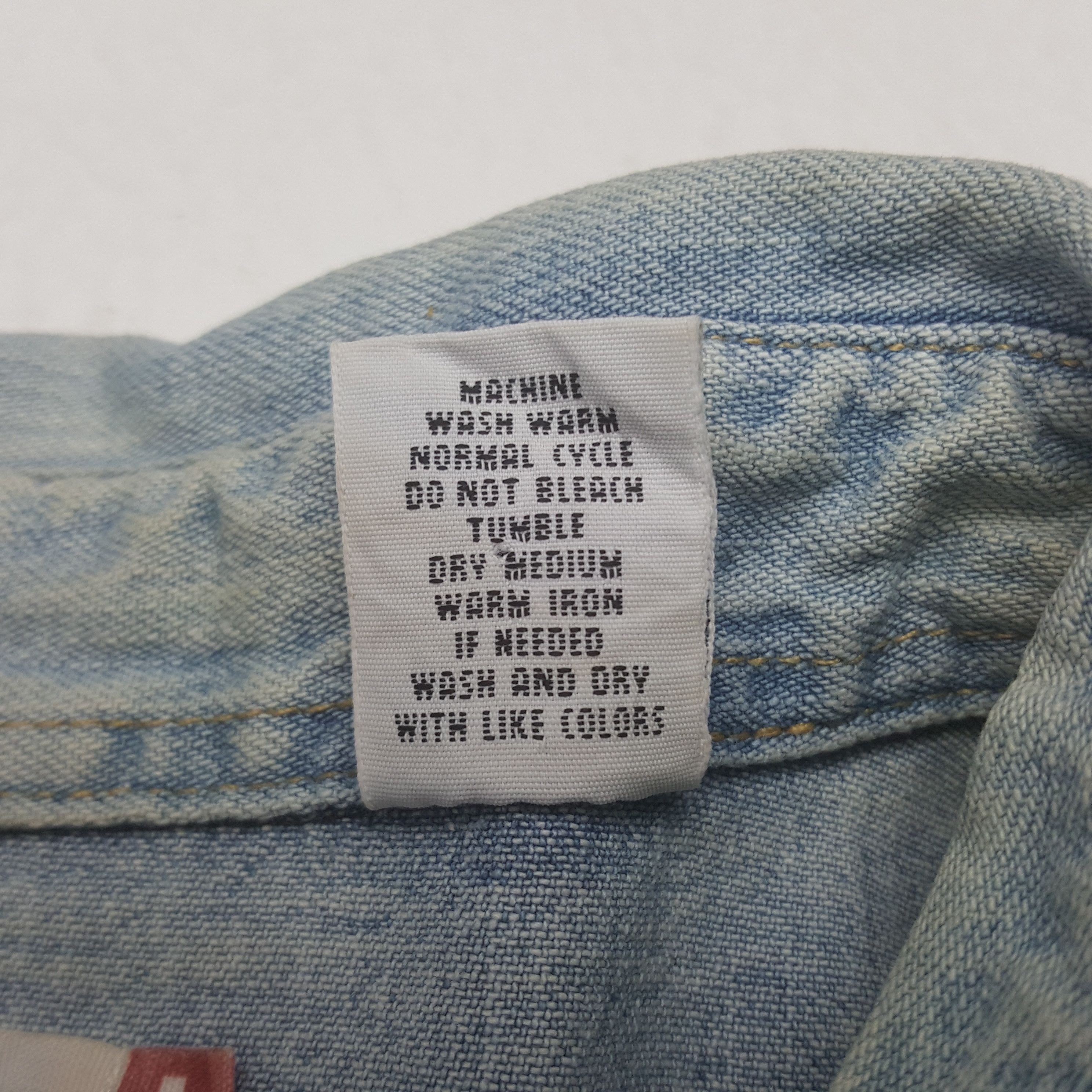 Levi's Vintage Levi's Jeans American Denim Shirt Button Up C319N25 Size US L / EU 52-54 / 3 - 8 Thumbnail