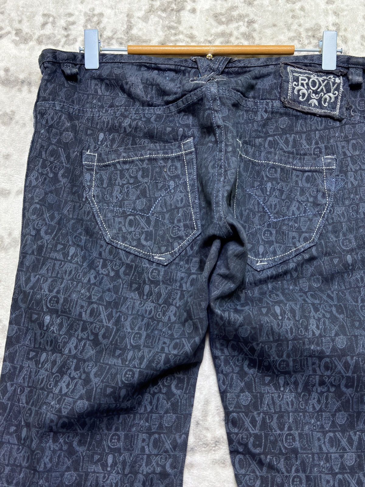 Quicksilver Vintage Roxy Monogram Graphic Bush Pants Low Rise Denim Size 32" / US 10 / IT 46 - 10 Thumbnail