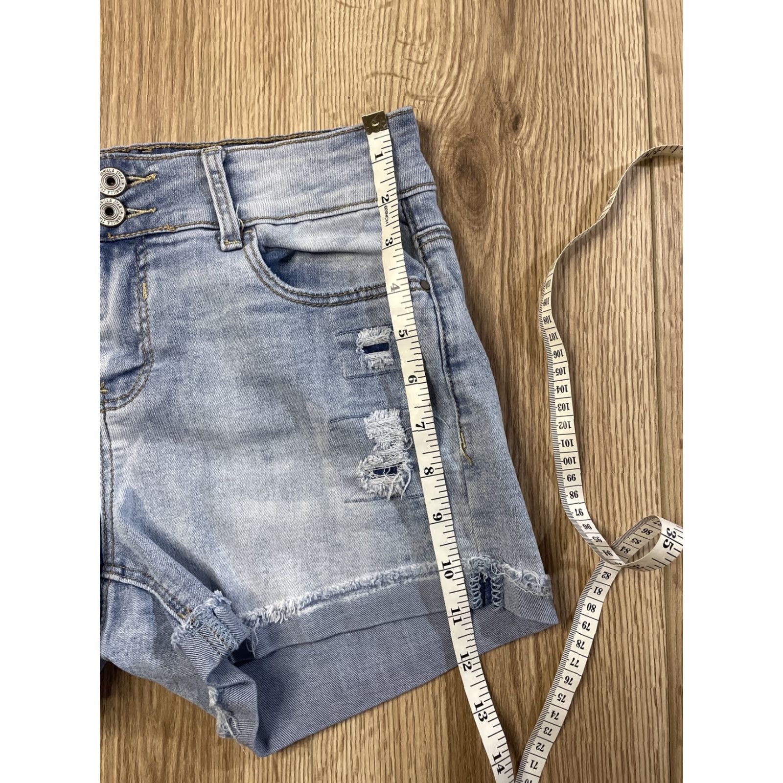 Vintage VINTAGE Vanilla Star Women’s Denim Shorts Size 7 Blue Distressed Cut-Off Stretch Regular Mid-Rise 5-Pocket Size 28" / US 6 / IT 42 - 7 Thumbnail