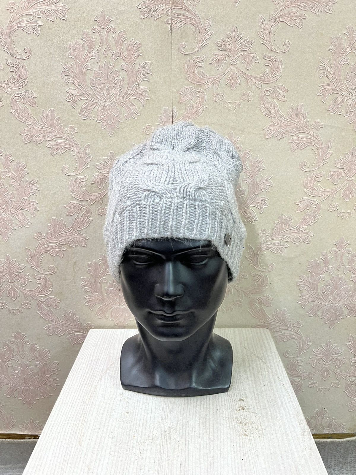 Vintage Roxy Surf Style Crochet Beanie Hats Size ONE SIZE - 2 Thumbnail