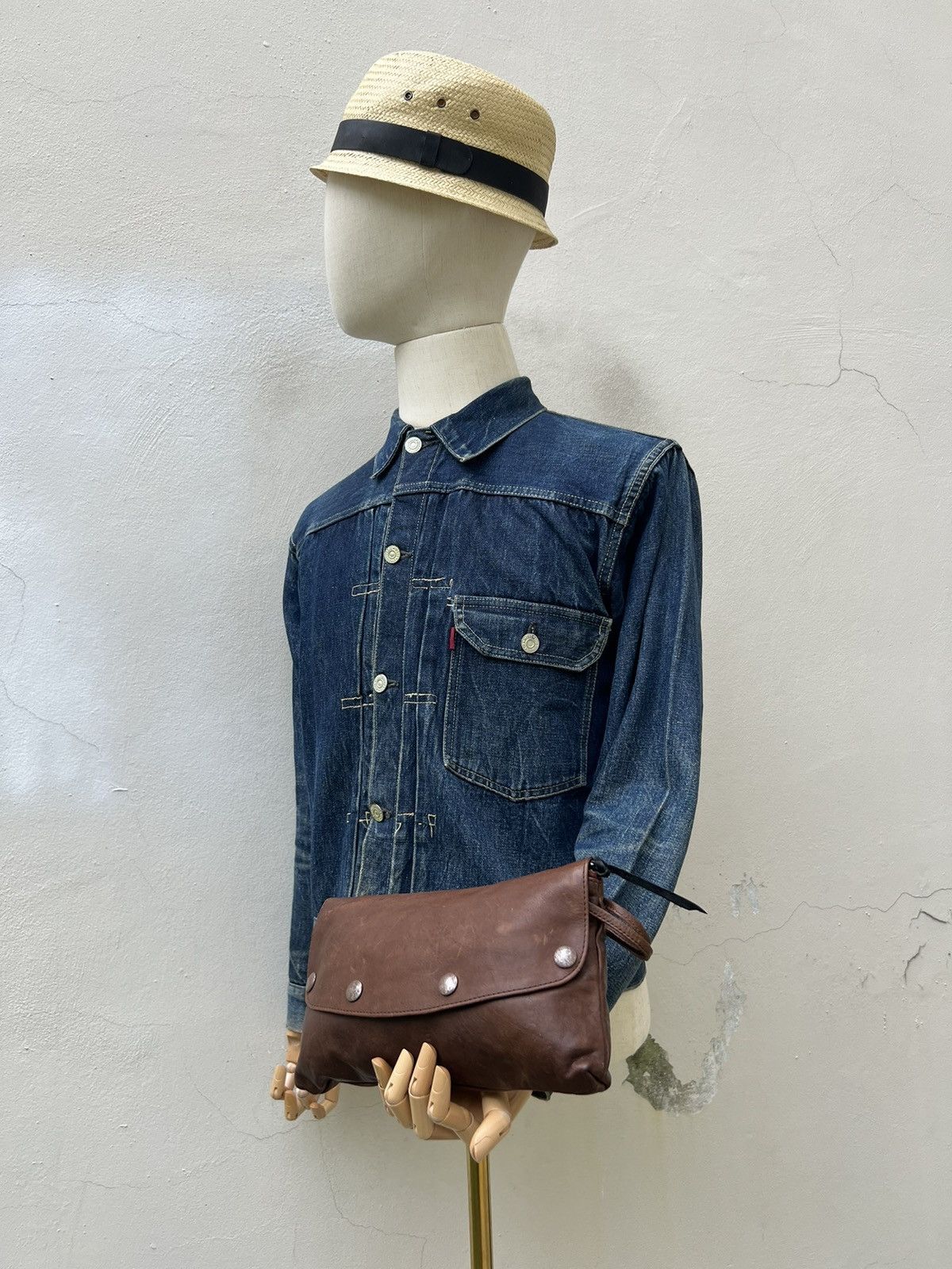 Leather Far Eastern Enthusiast Japan Patina Leather Clutch Bag Size ONE SIZE - 2 Thumbnail