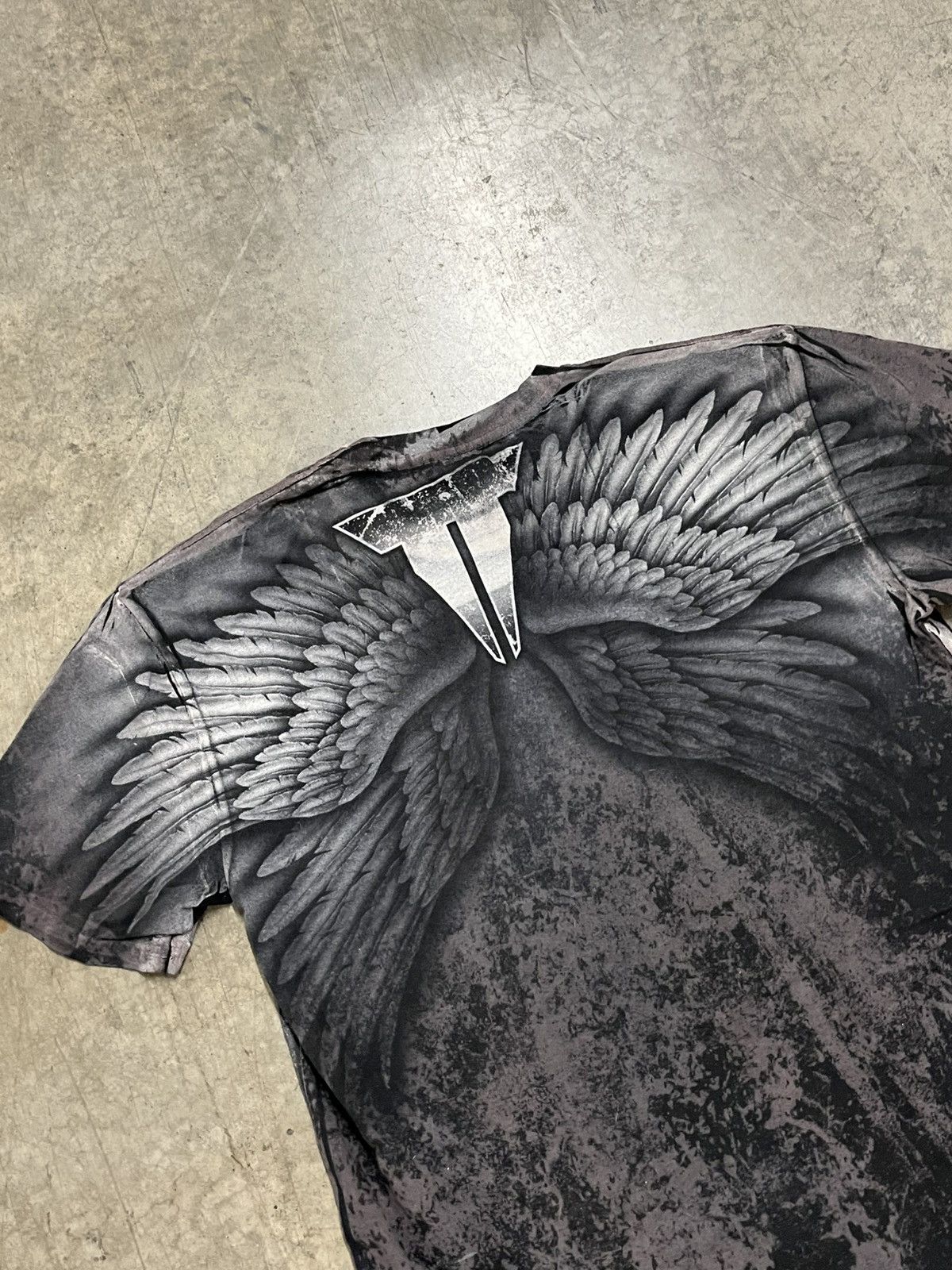 Affliction × Tapout × Vintage Y2k affliction style grunge tee shirt AOP opium emo goth Size US XL / EU 56 / 4 - 8 Thumbnail