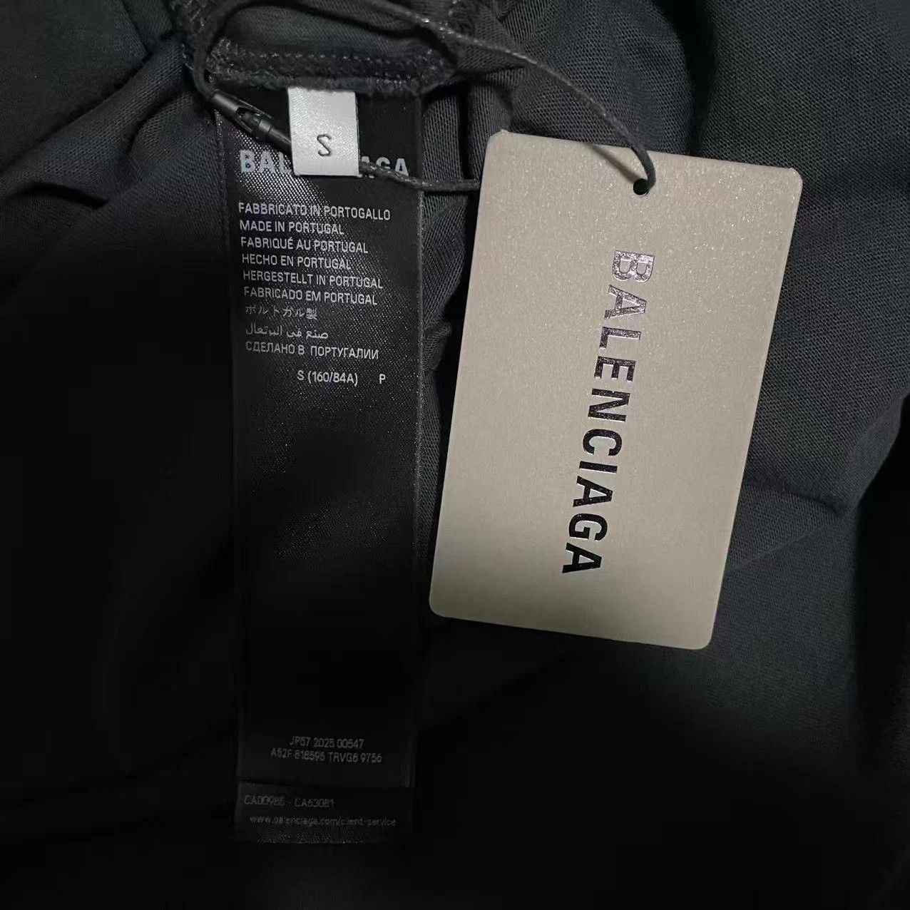 Balenciaga Balenciaga 3B Washed Distressed Fake Two-Piece Hoodie S Size US S / EU 44-46 / 1 - 4 Thumbnail