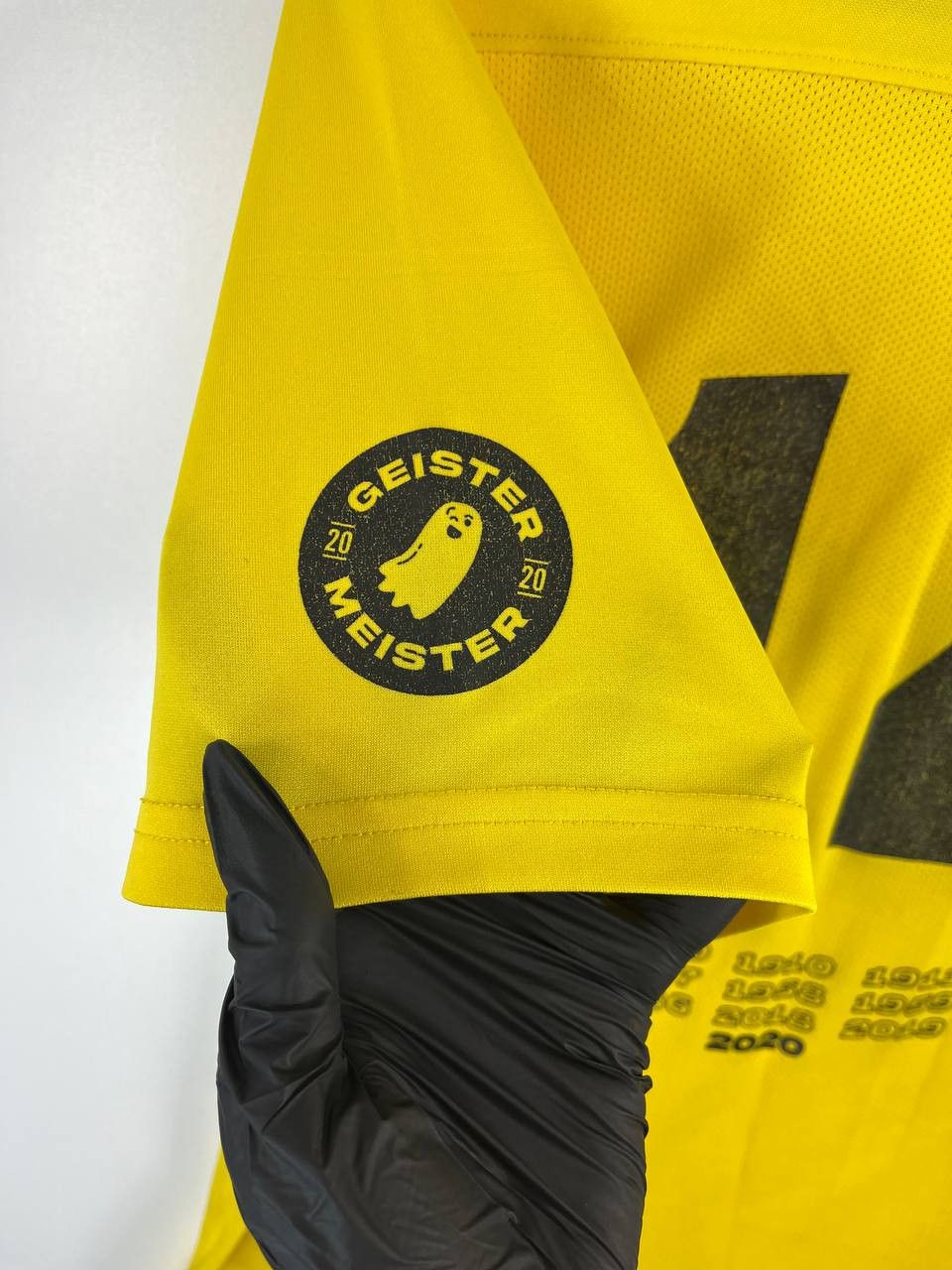 Nike BSC Young Boys Schweizer Meister T-Shirt #14 Football Nike L Size US L / EU 52-54 / 3 - 5 Thumbnail