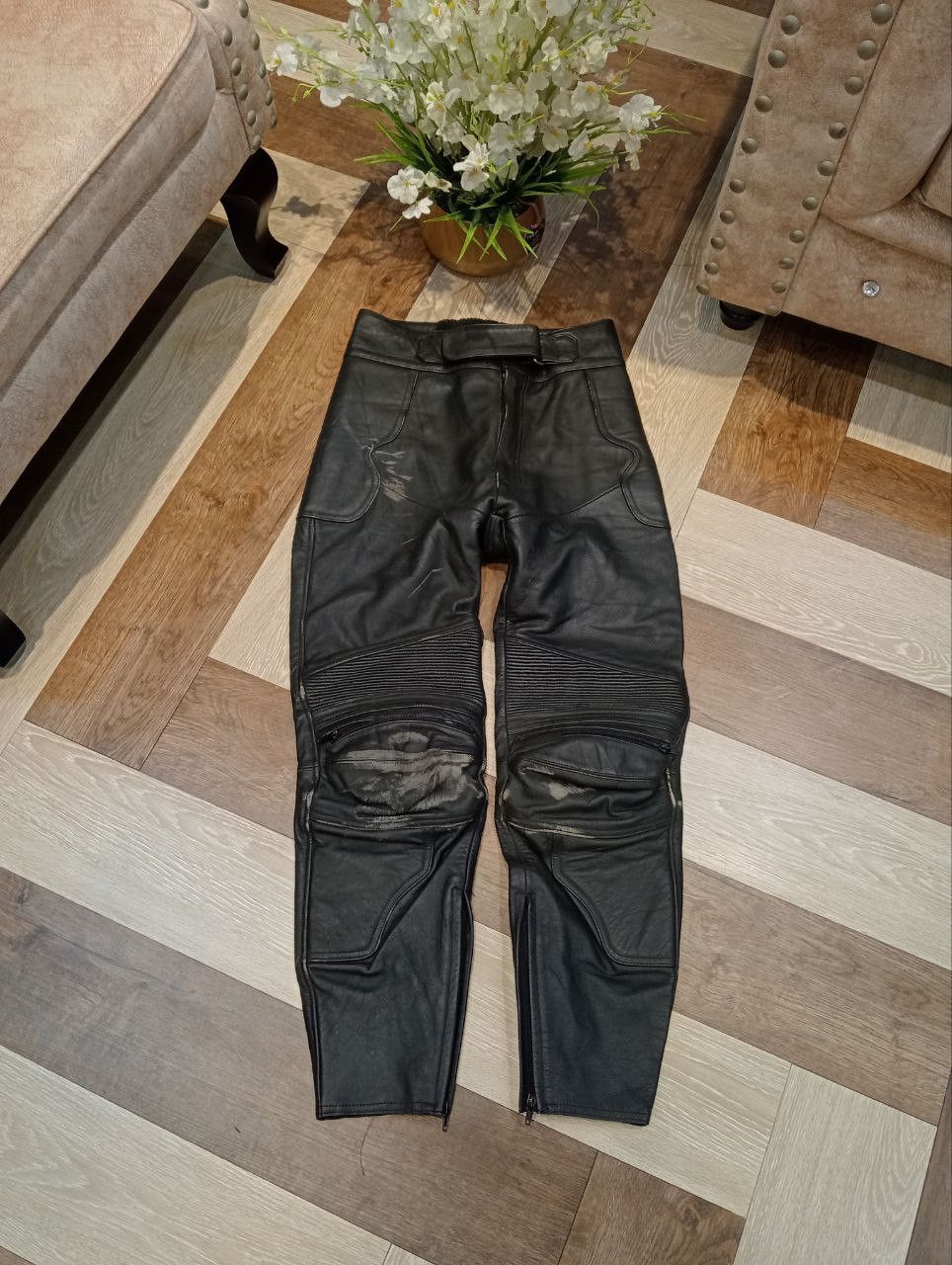Gear for Sports SRP RIDING GEAR MOTORCYCLE LEATHER PANTS Size US 29 - 1 Thumbnail