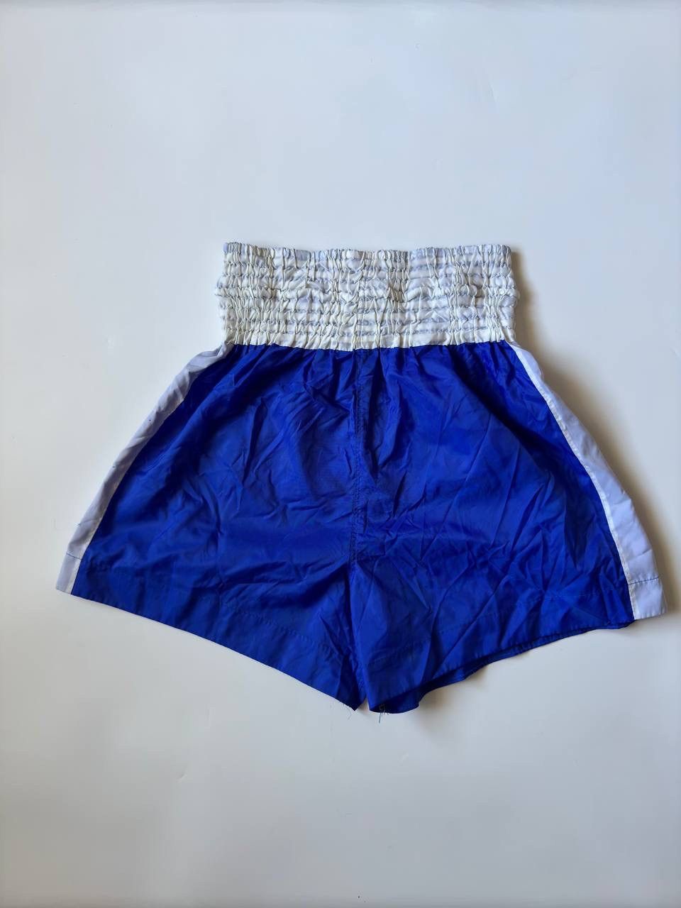 Dragonfly Vintage Thaiboxing shorts red bull size 30/34” Size US 33 - 4 Thumbnail