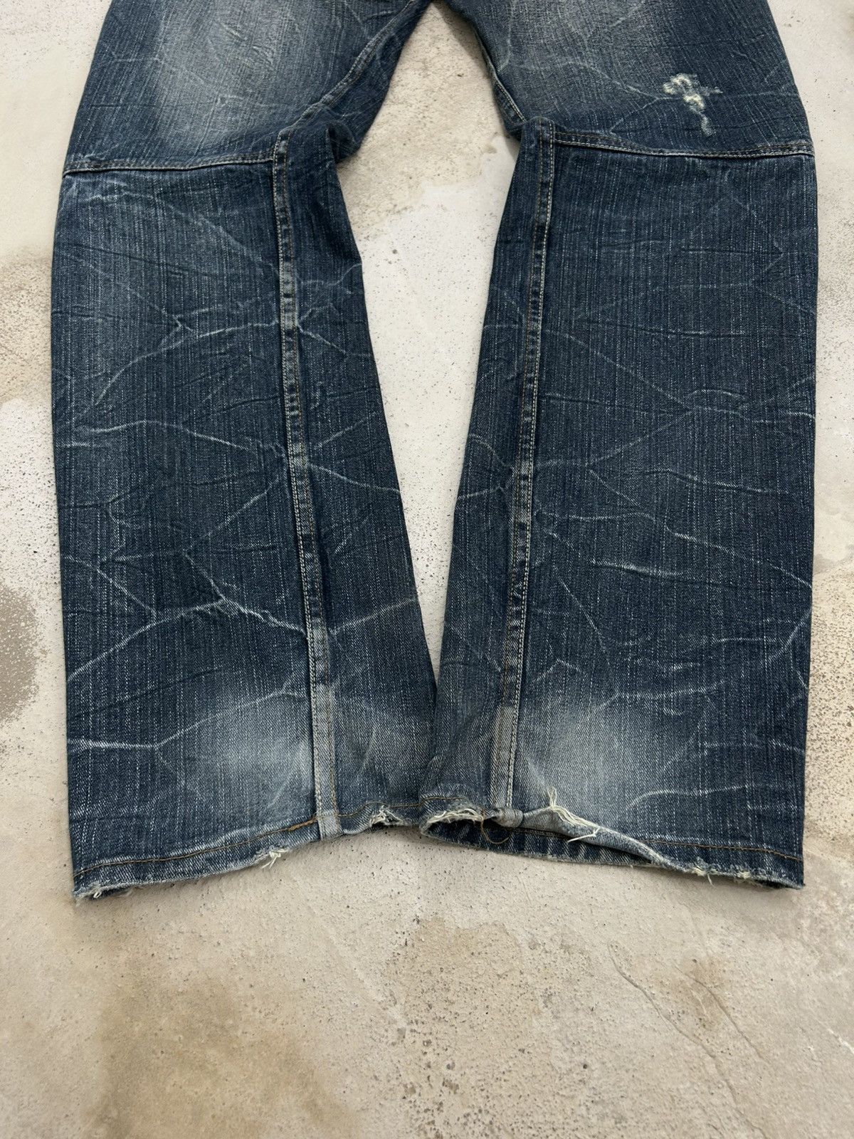 Japanese Brand Vintage Dominate Double Waist Whisker Clawn Mark Distressed Size US 35 - 11 Thumbnail