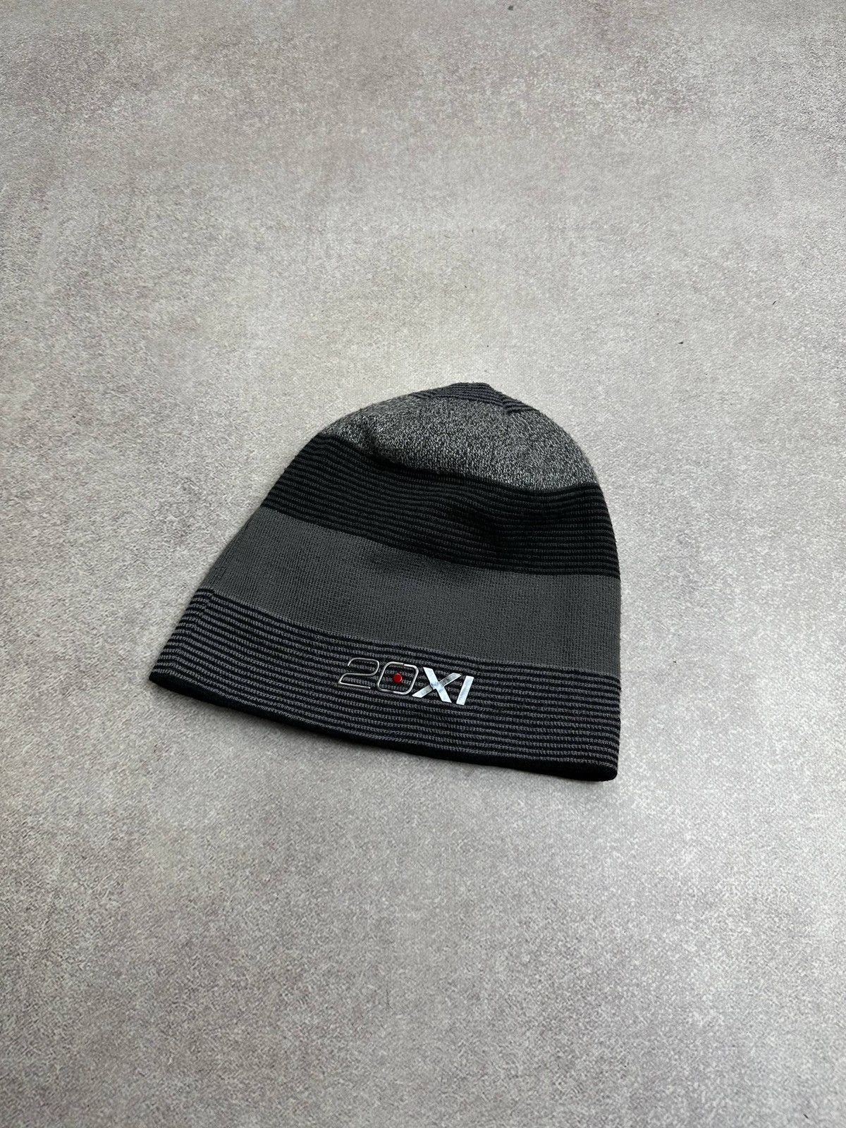 Nike Vintage Nike Swoosh Beanie Hat Rare Os Size ONE SIZE - 3 Thumbnail