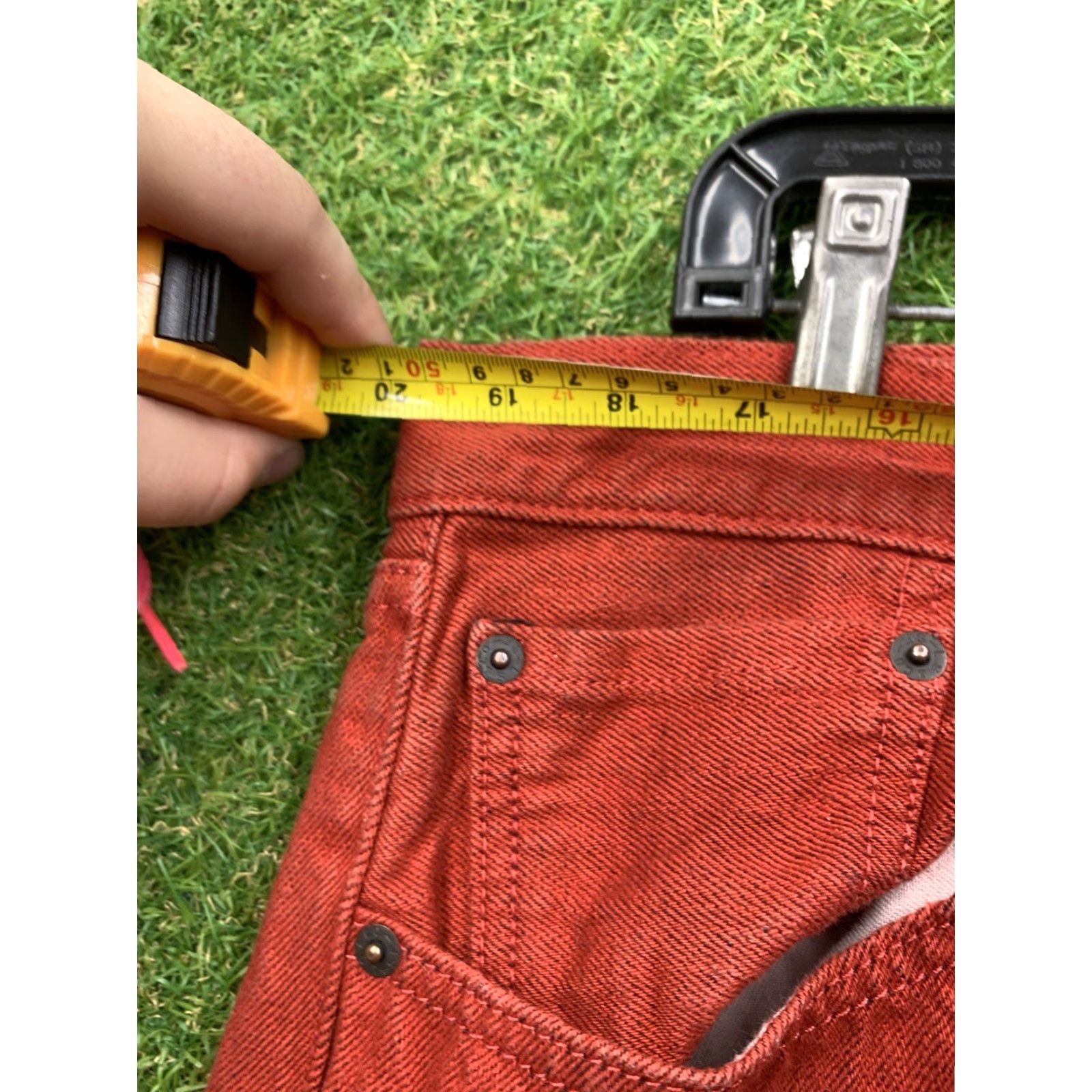 Levi's VINTAGE Levi's 501 Jeans Mens 42x32 Denim Button Fly Medium Wash Red Oak Cone Y2K City College 501 Series Mens Size US 42 / EU 58 - 5 Thumbnail